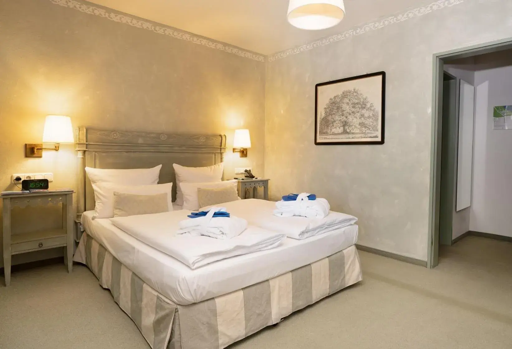 Standard Double Room in Marina Hotel am Starnberger See Standard Double Room in Marina Hotel am Starnberger See