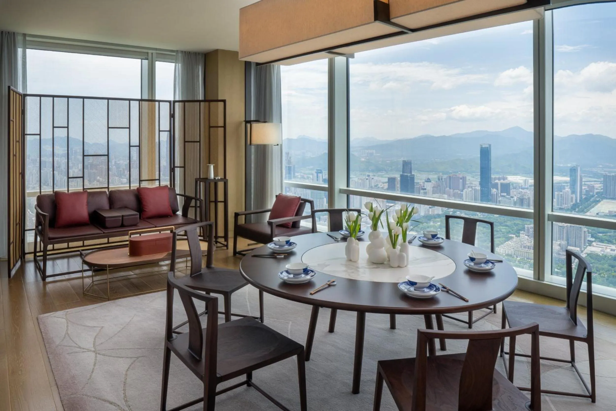 Photo of the whole room in Mandarin Oriental, Shenzhen