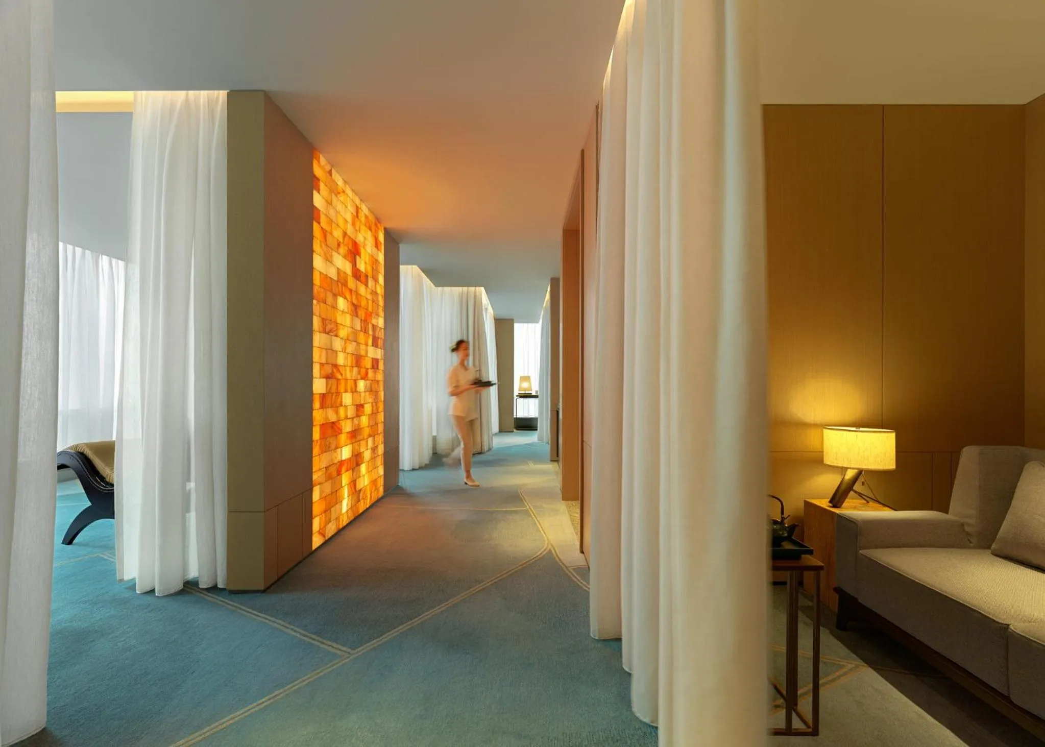 Spa and wellness centre/facilities, Bed in Mandarin Oriental, Shenzhen