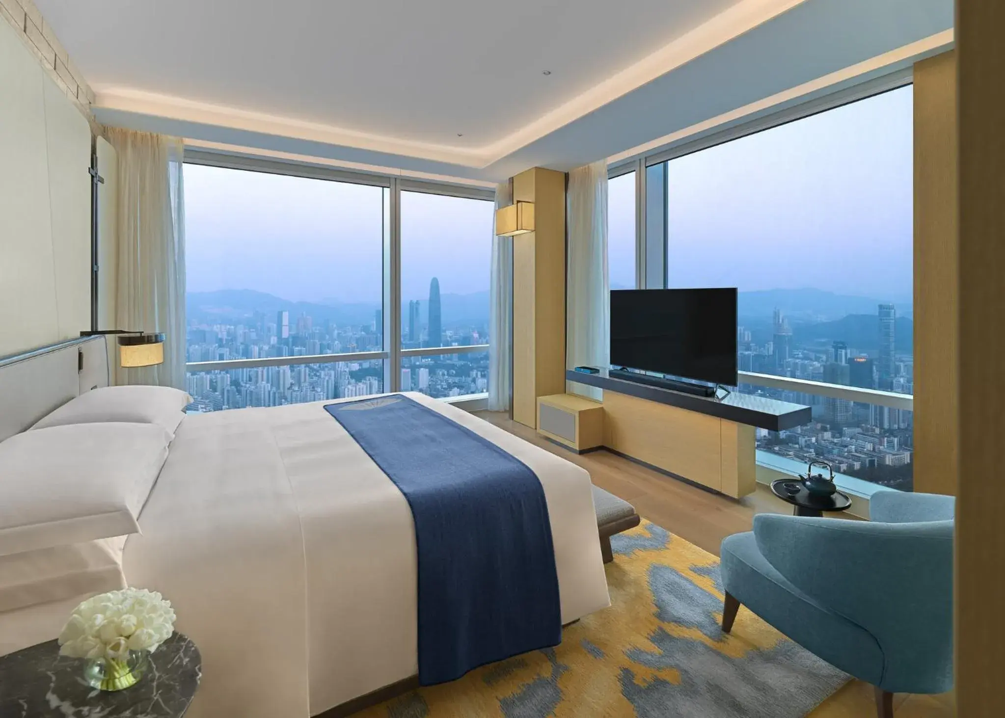 Deluxe View Suite in Mandarin Oriental, Shenzhen Deluxe View Suite in Mandarin Oriental, Shenzhen