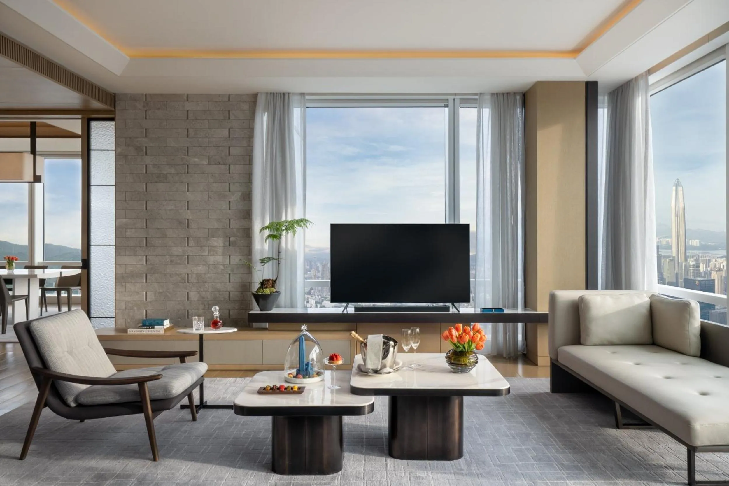 Photo of the whole room in Mandarin Oriental, Shenzhen
