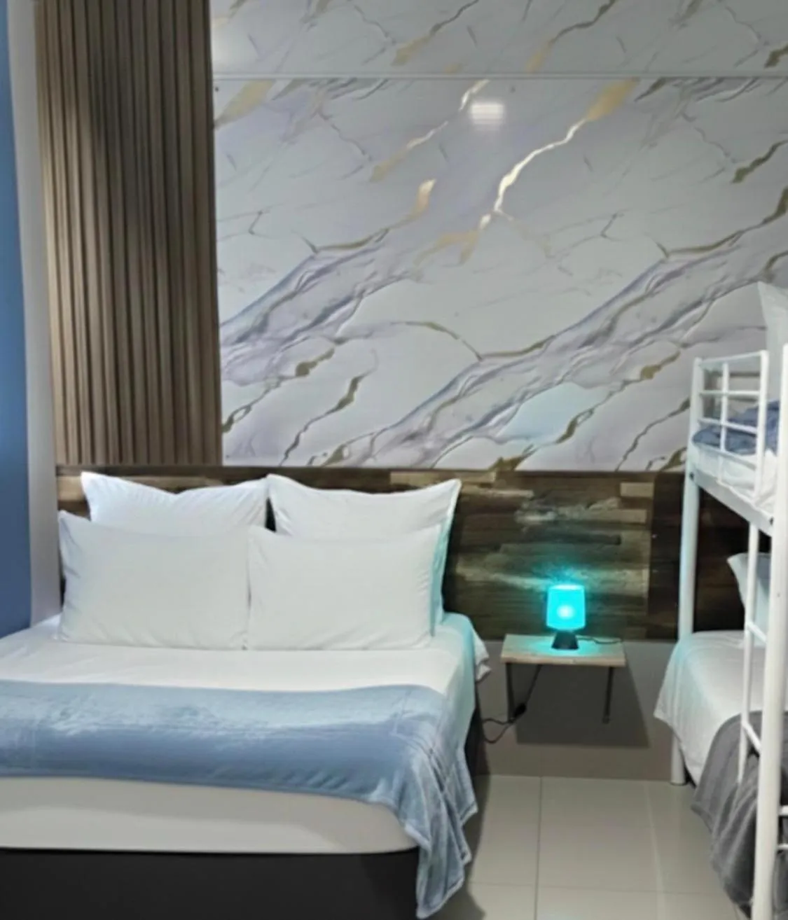 Bed in Perth City Motel