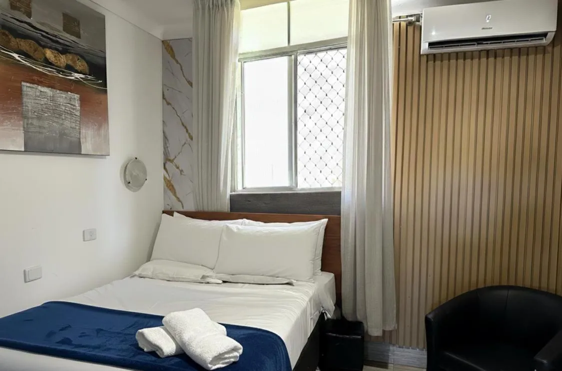 Bed in Perth City Motel