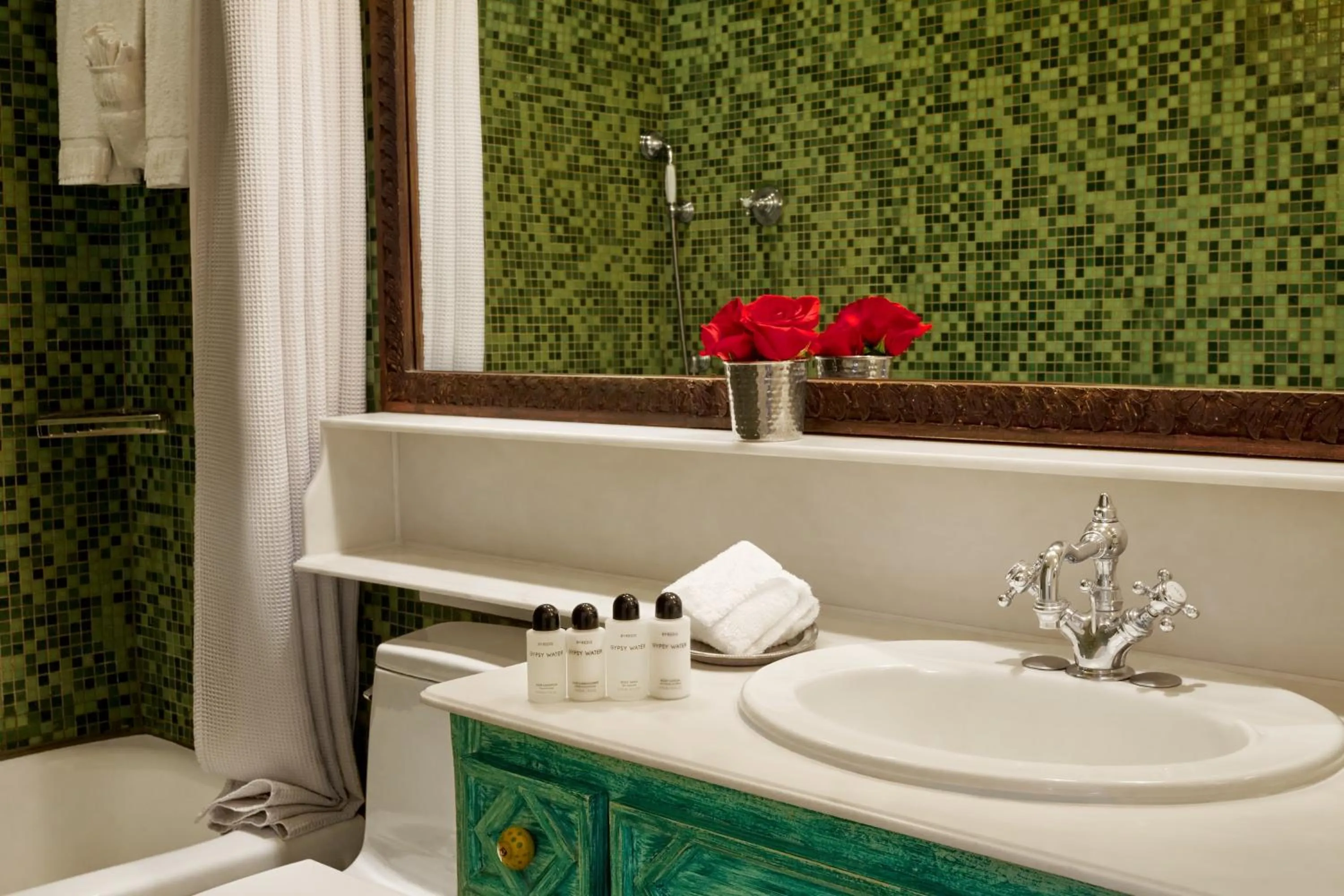 Bathroom in Petit Ermitage