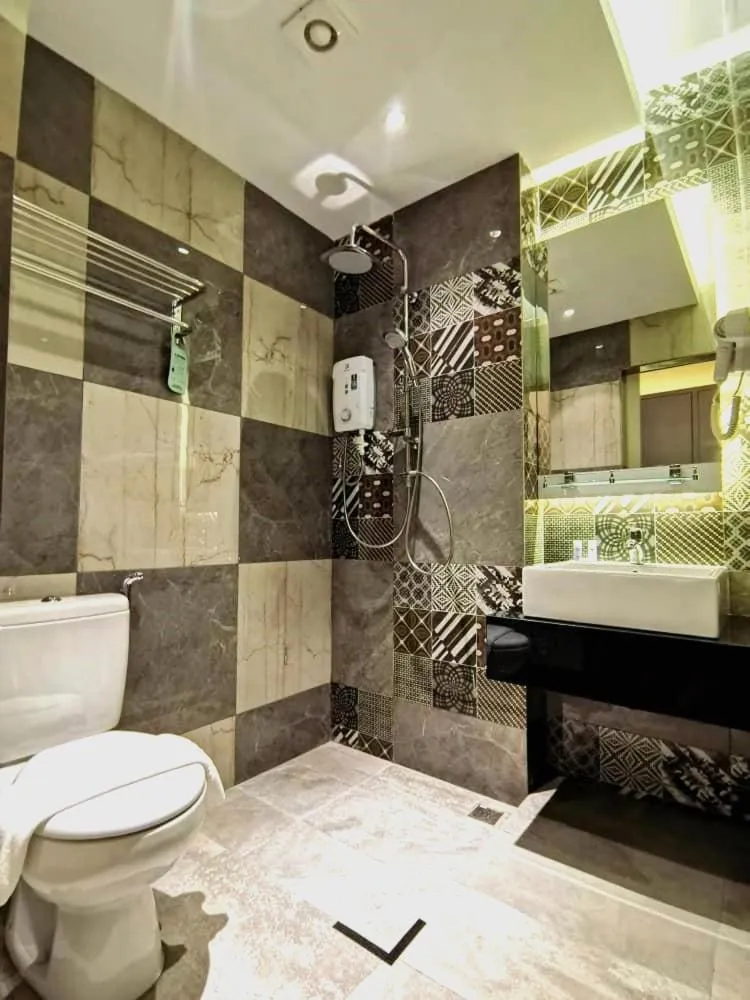 Deluxe Twin Room in Stirling Suites Hotel & Serviced Apartment