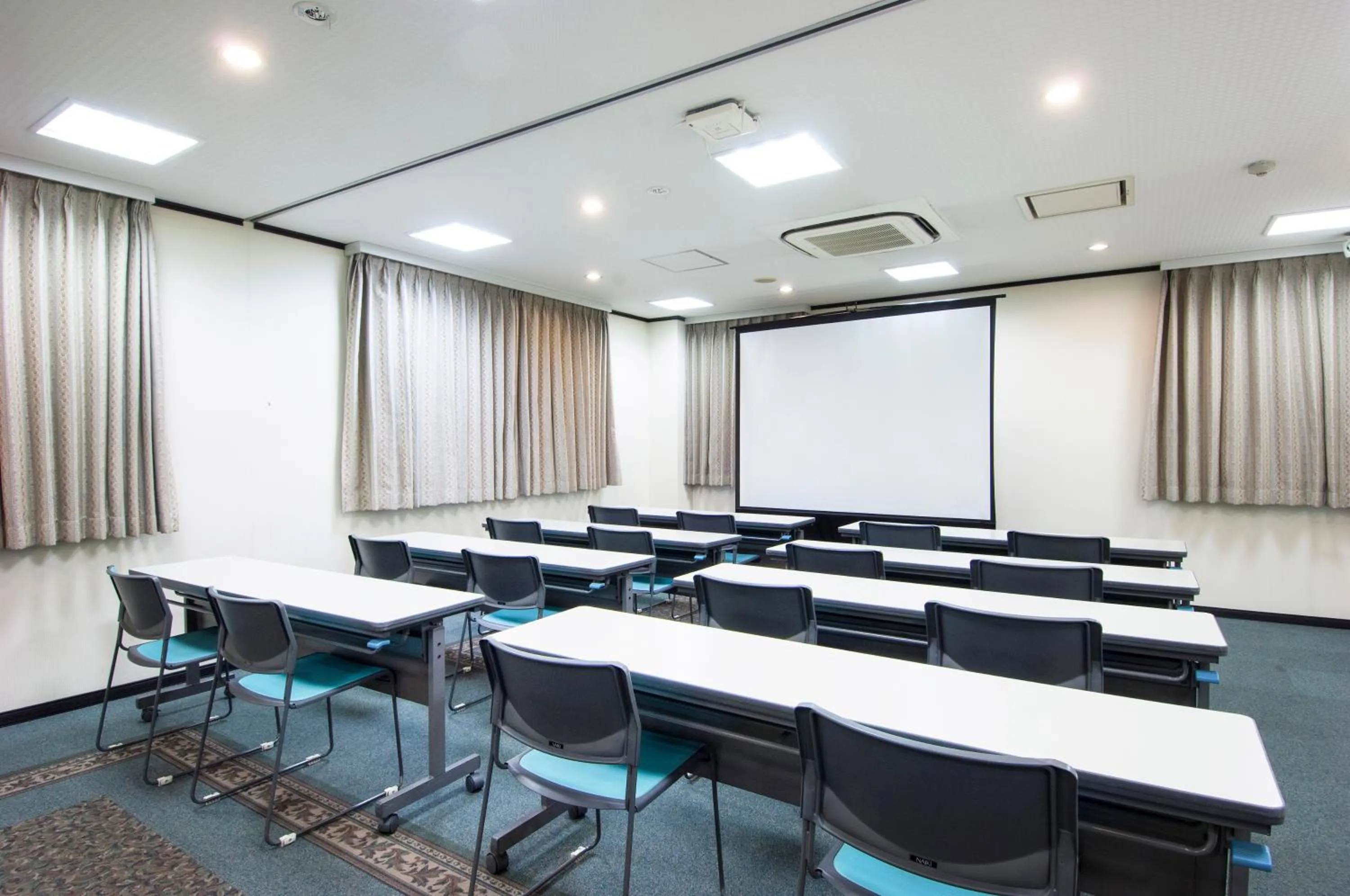 TsukubaNoYu Urban Hotel