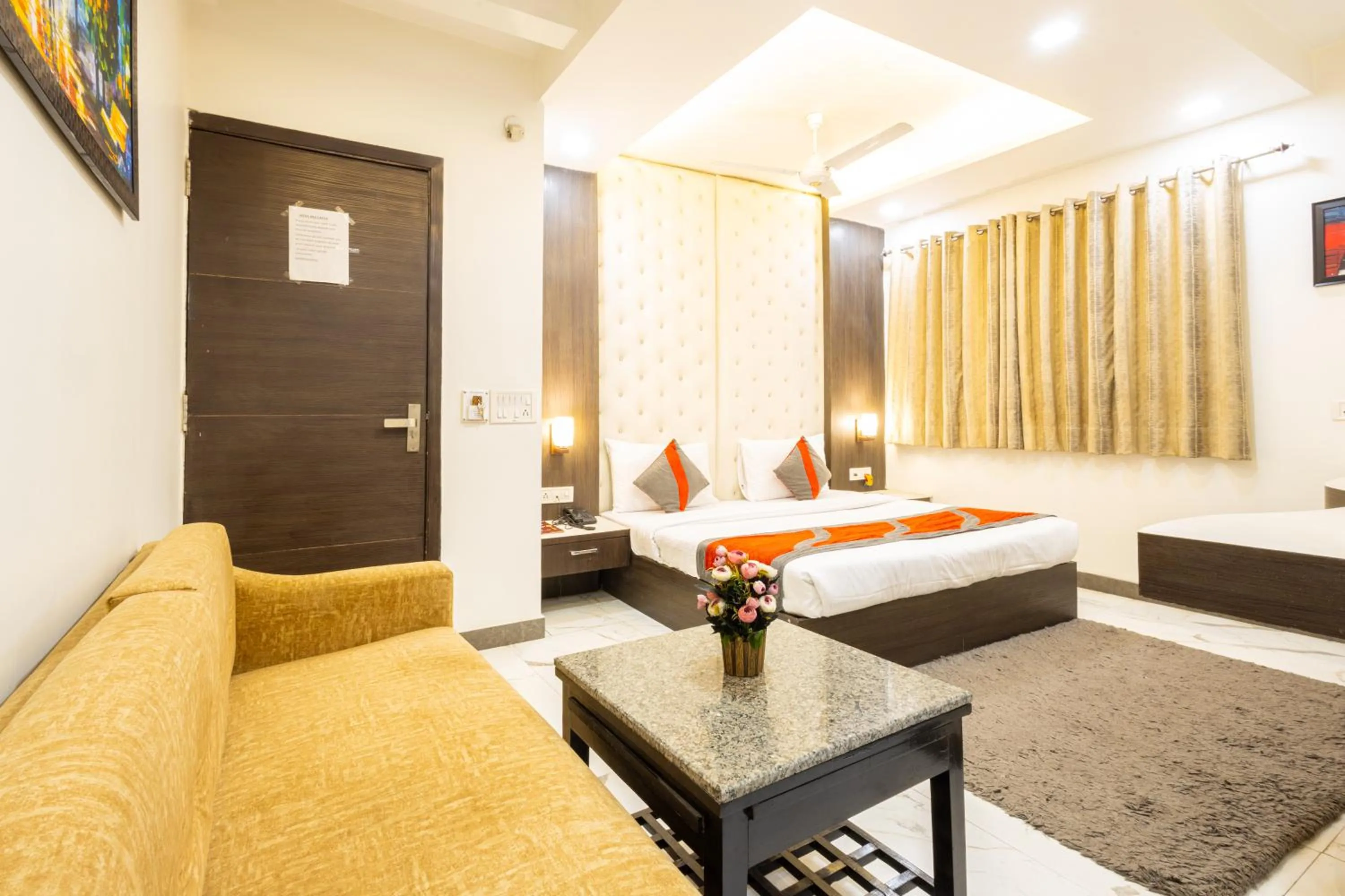 Bed in Hotel Red Castle - Karol Bagh - Where luxury meets comfort