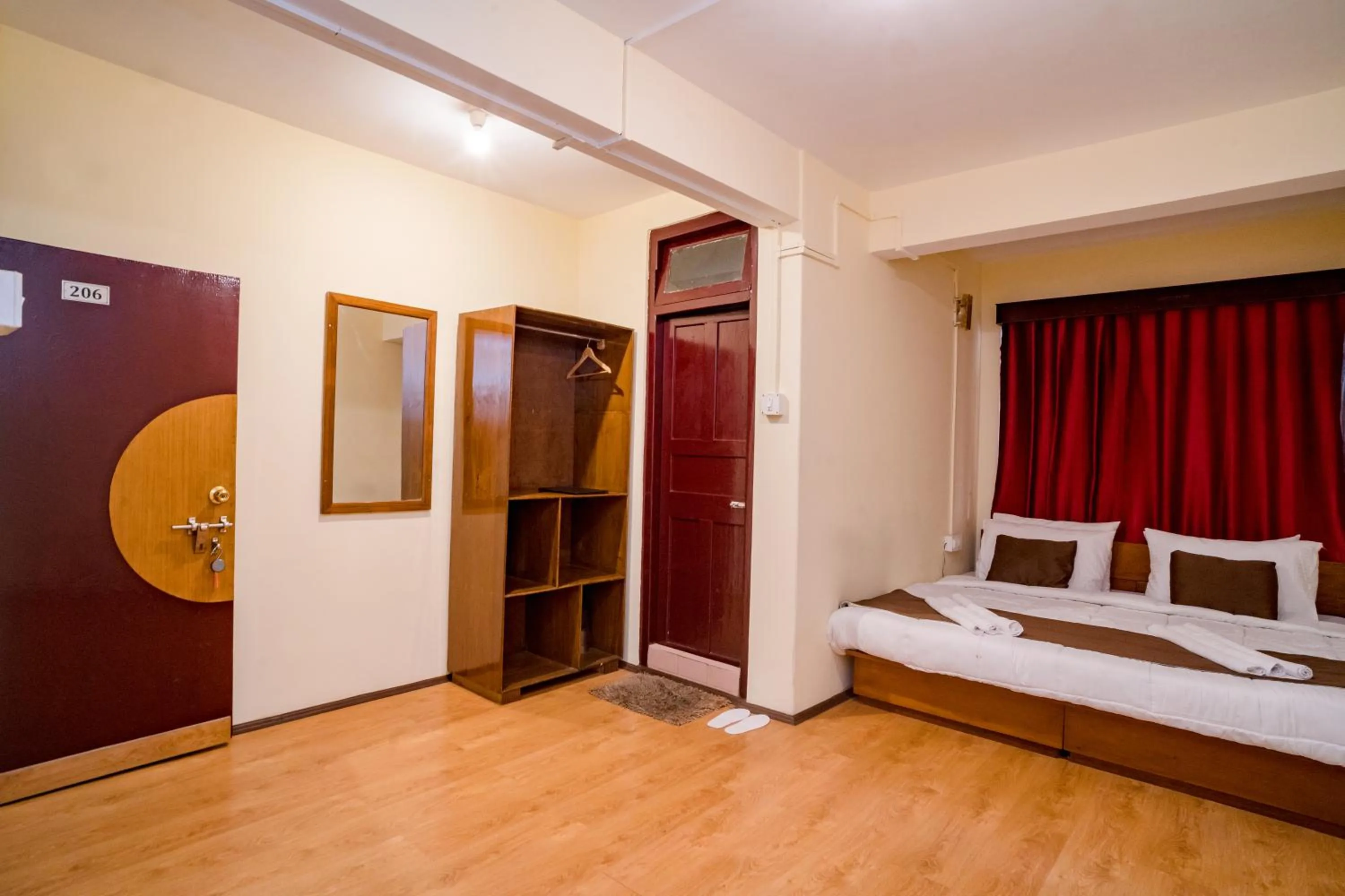 Photo of the whole room in Magpie Mall Road Residency (MG Marg)