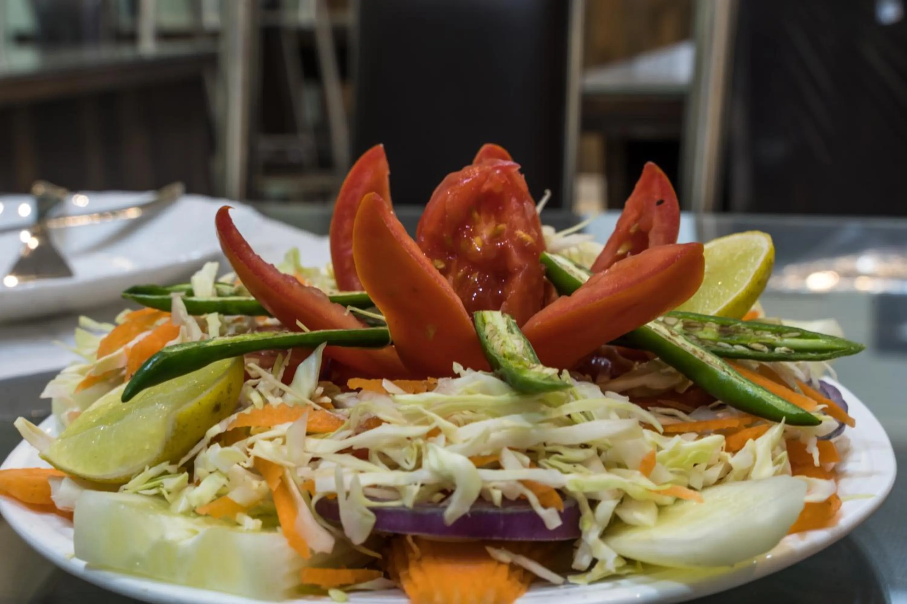 Food and drinks in Magpie Mall Road Residency (MG Marg)