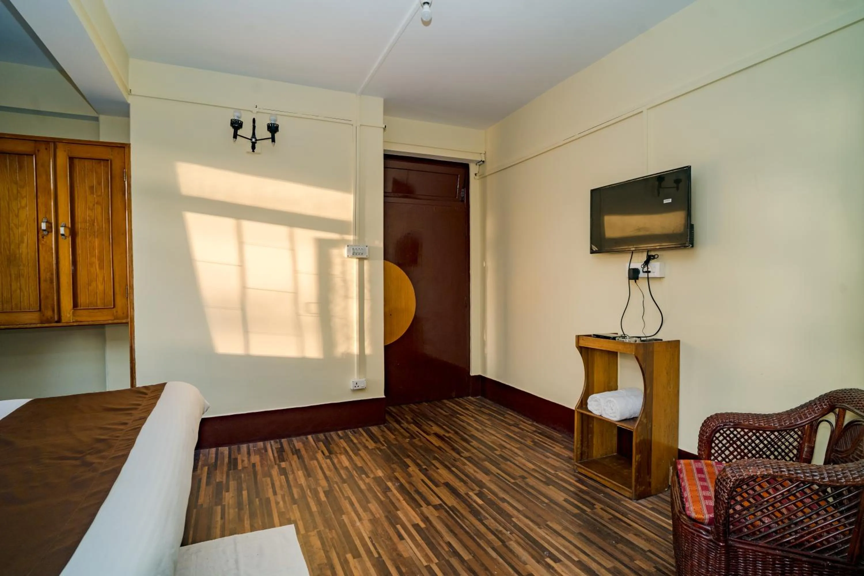 Photo of the whole room in Magpie Mall Road Residency (MG Marg)