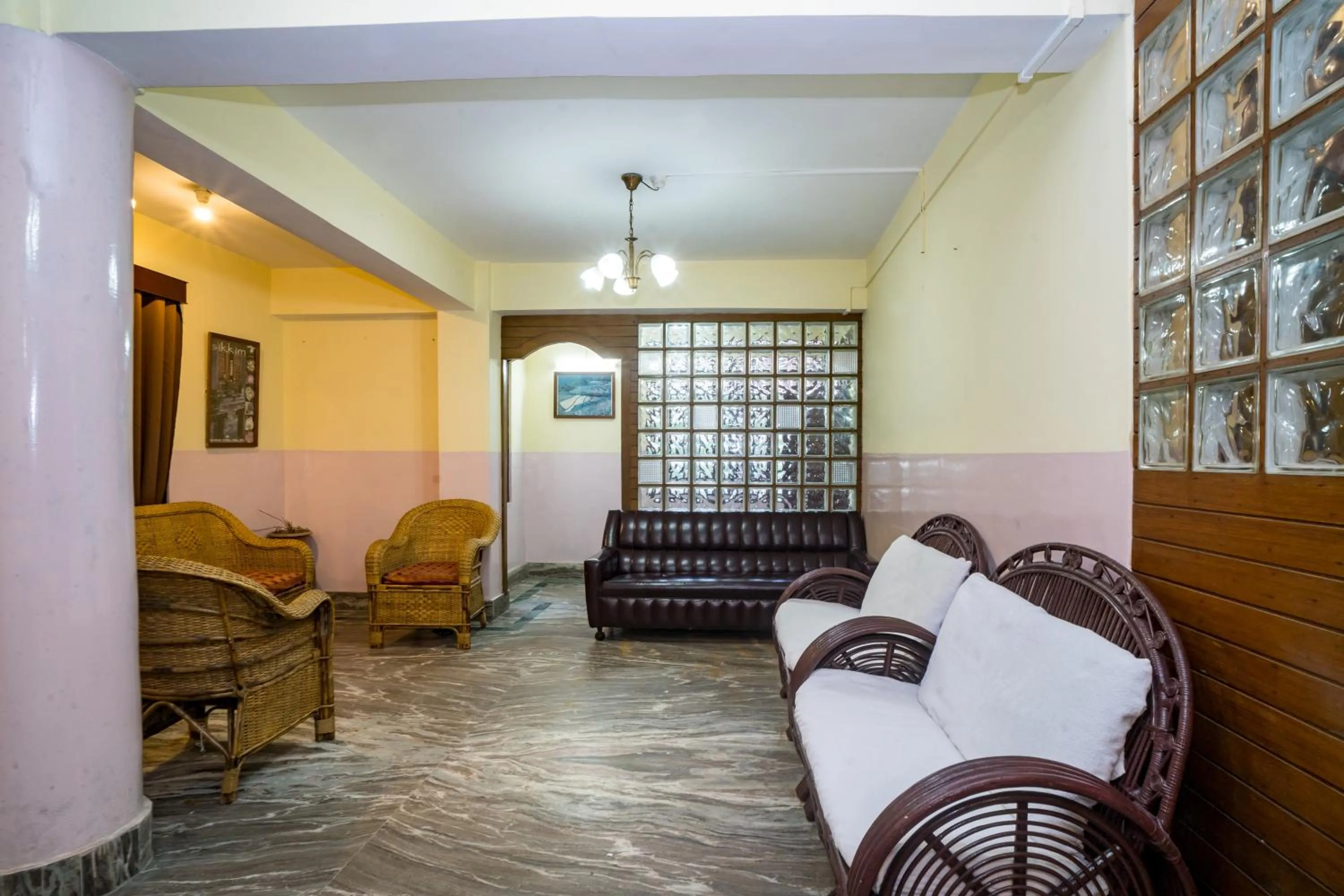 Lobby or reception in Magpie Mall Road Residency (MG Marg)