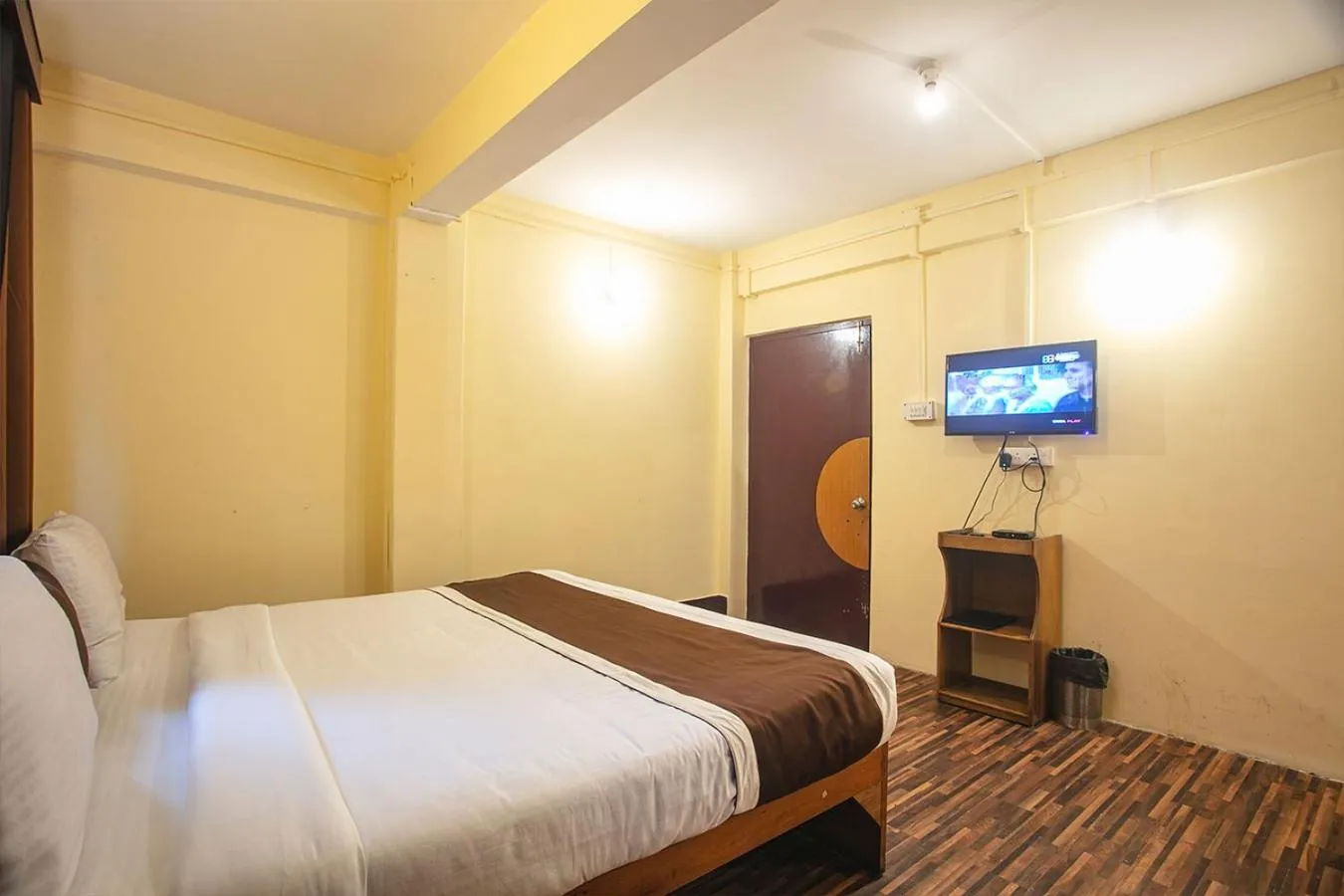 Bedroom in Magpie Mall Road Residency (MG Marg)