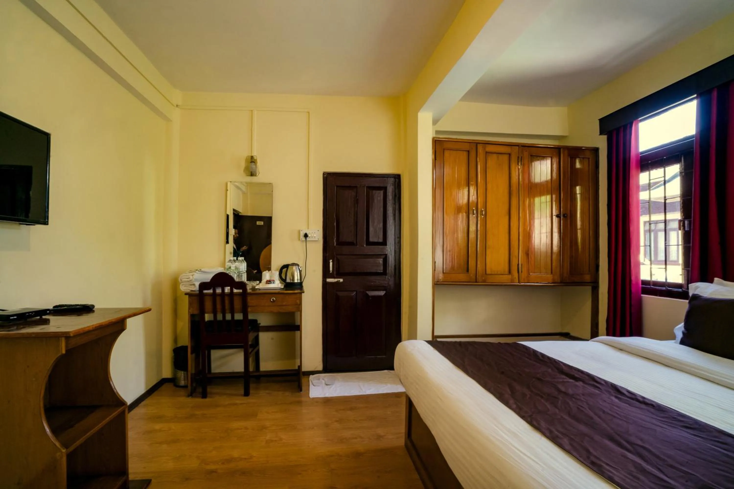 Photo of the whole room in Magpie Mall Road Residency (MG Marg)