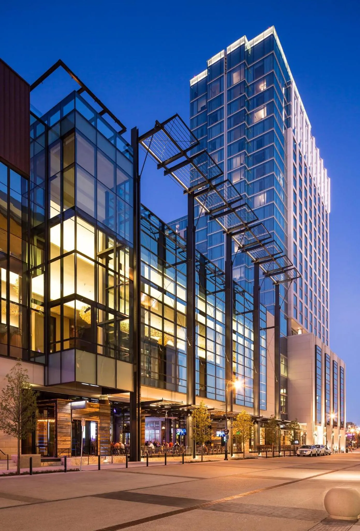 Property building in Omni Nashville Hotel