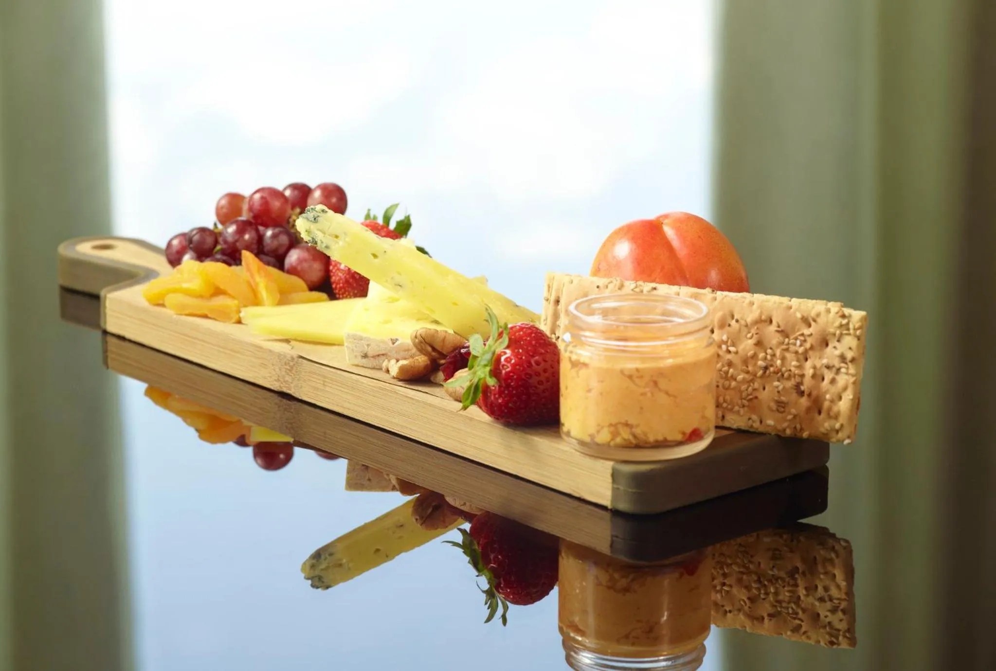 Restaurant/places to eat in Omni Nashville Hotel