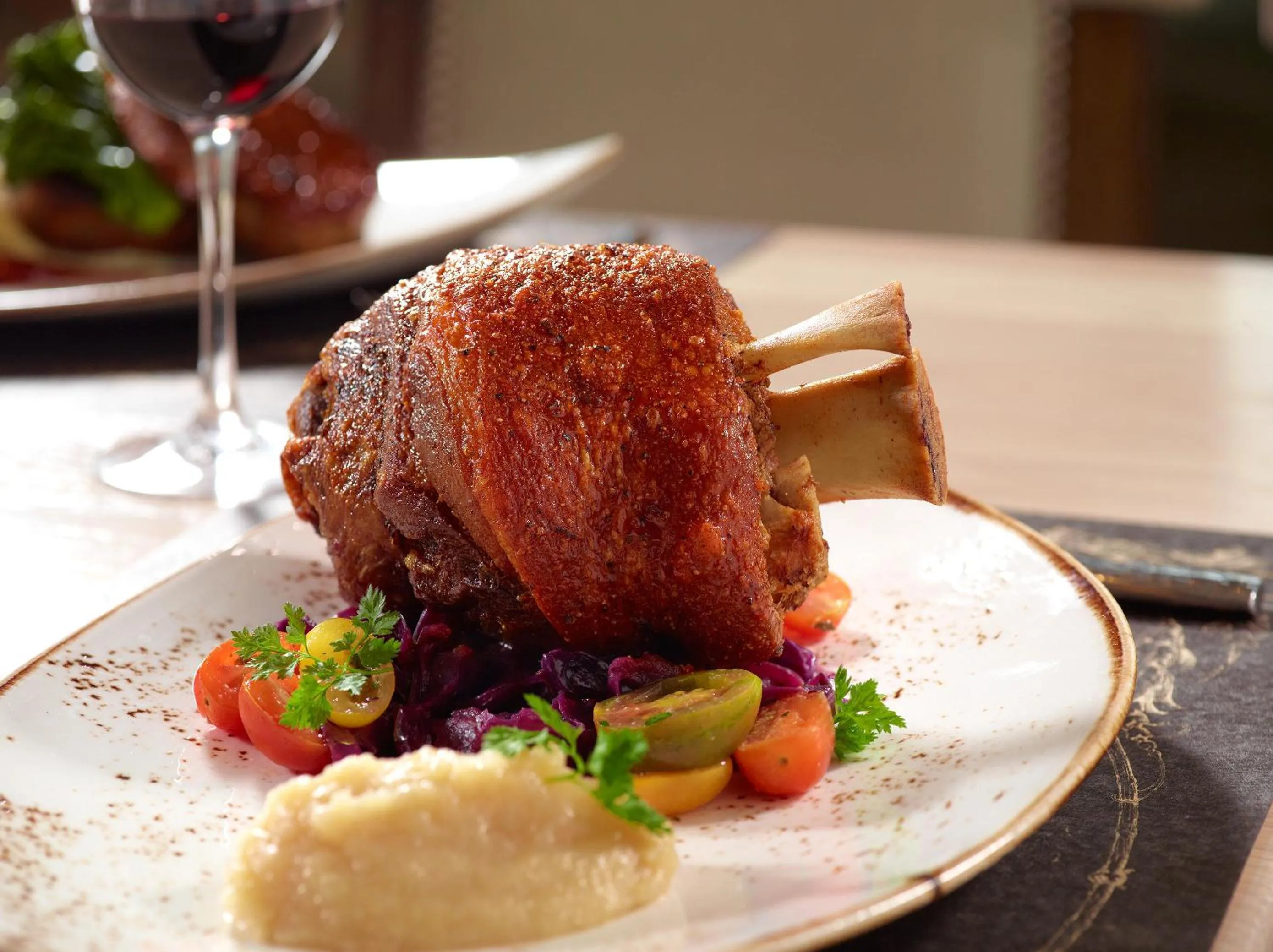 Restaurant/places to eat in Omni Nashville Hotel