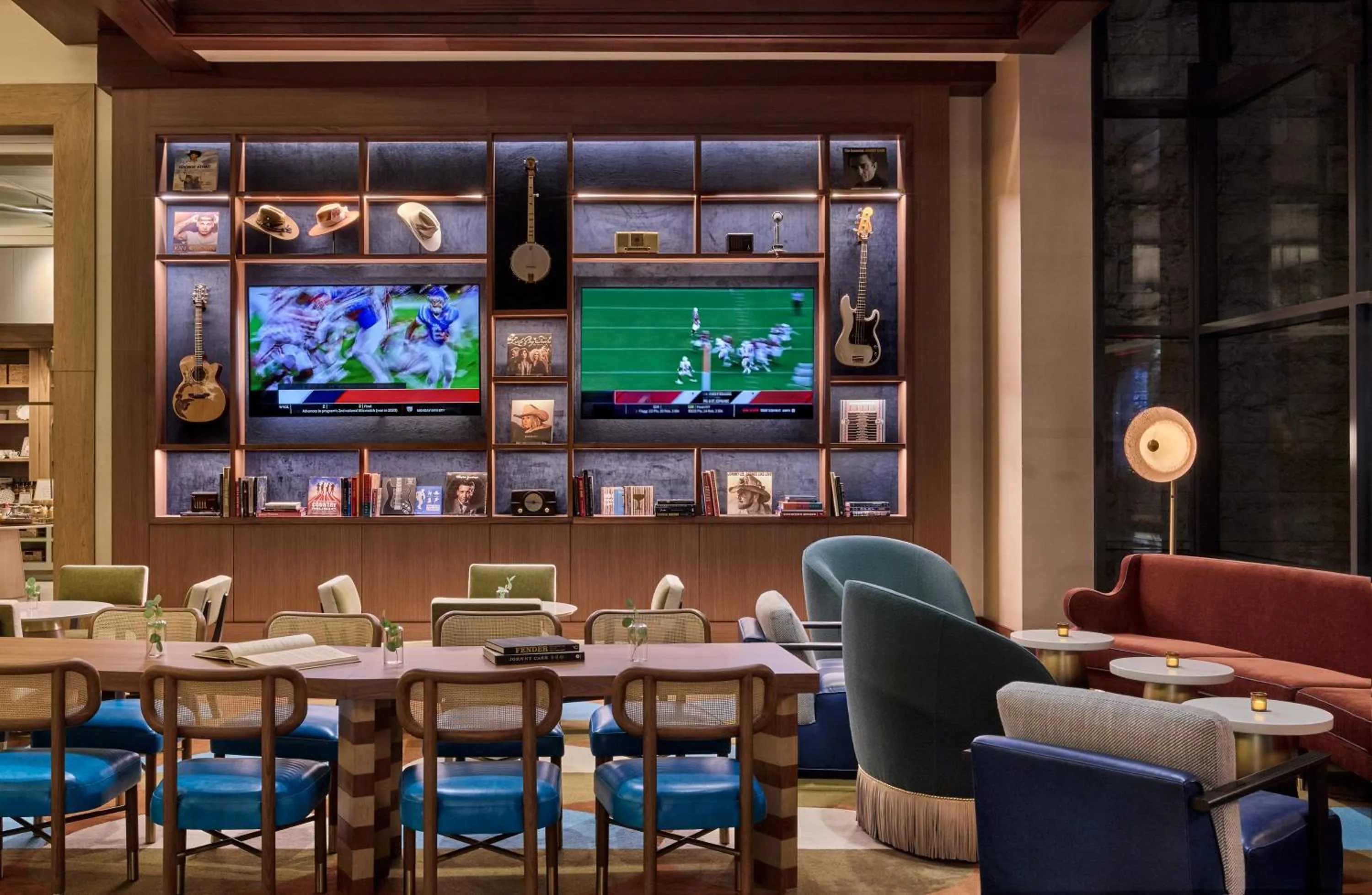 Lounge or bar in Omni Nashville Hotel