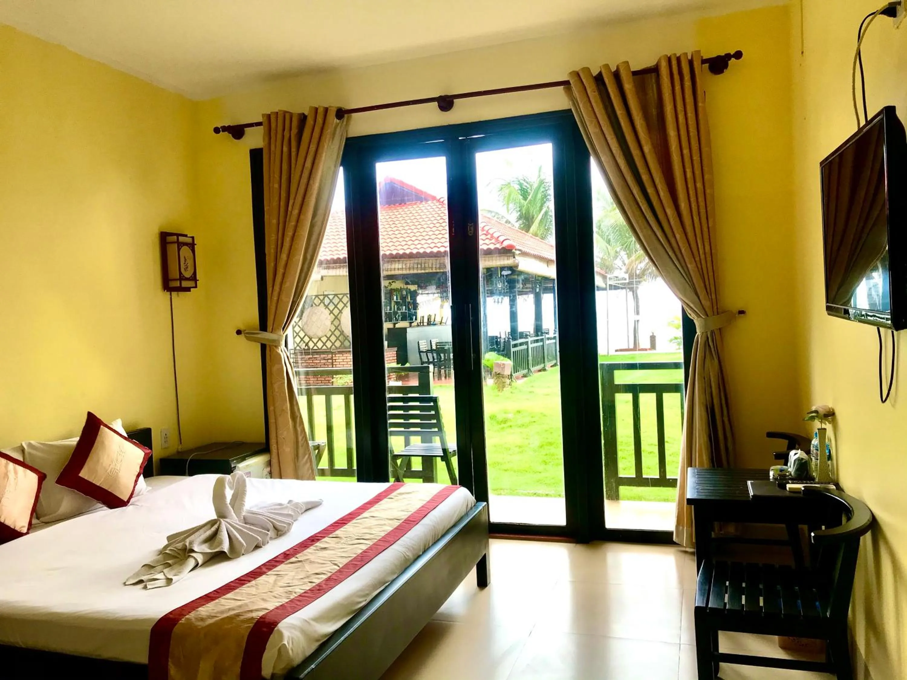 Bed in Venus Mũi Né Resort