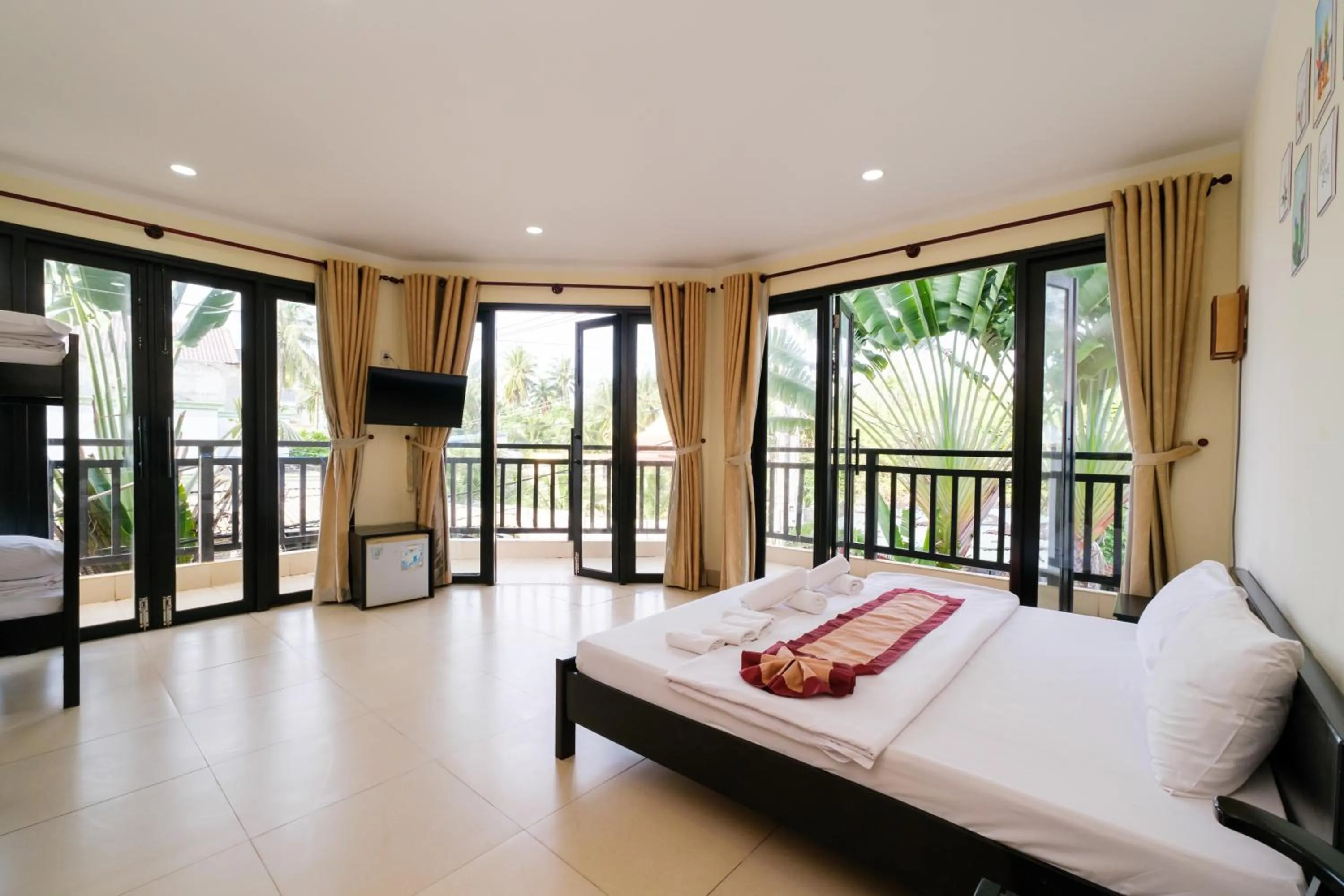 Bed in Venus Mũi Né Resort