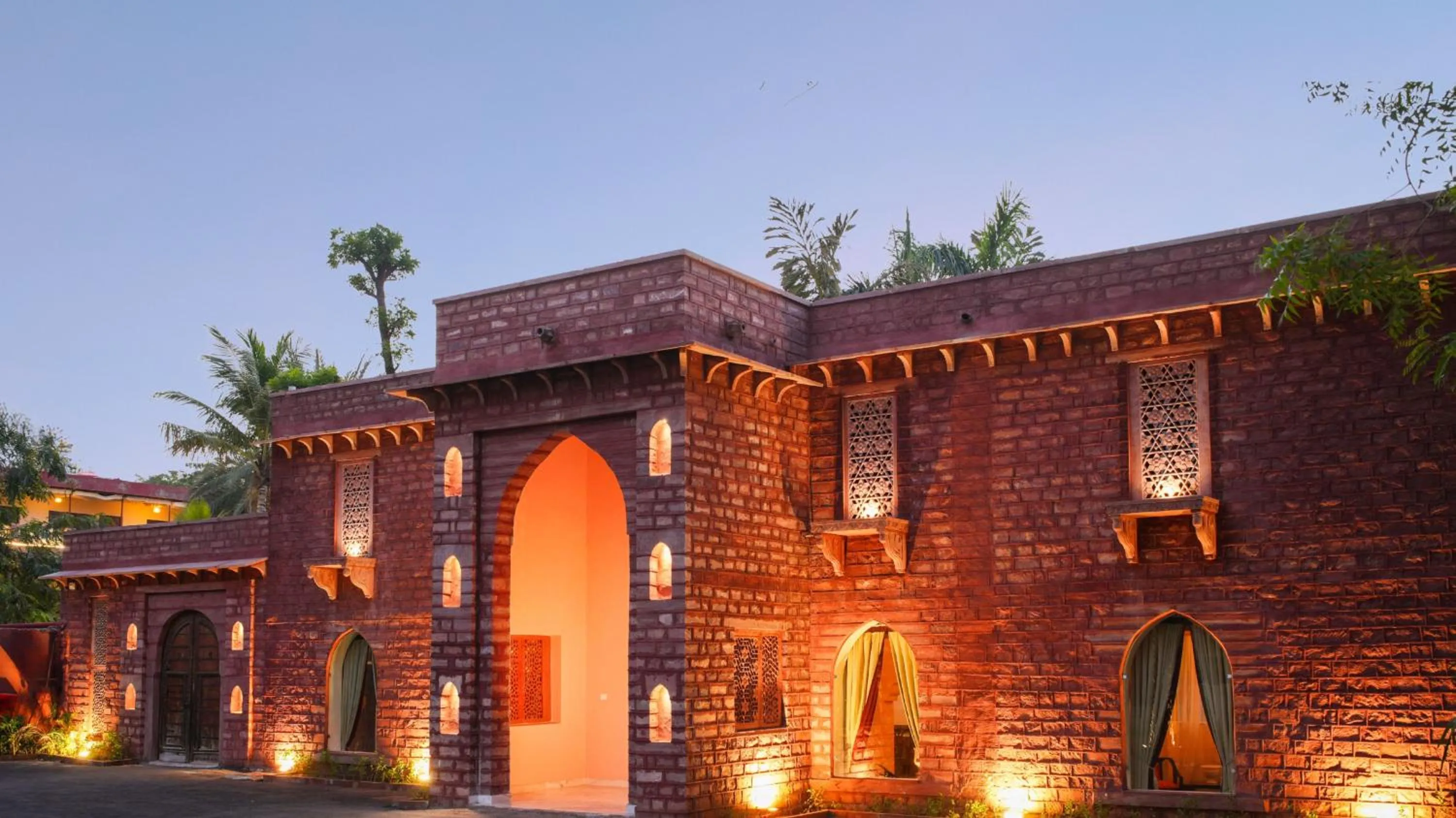 Facade/entrance in Ranbanka Palace
