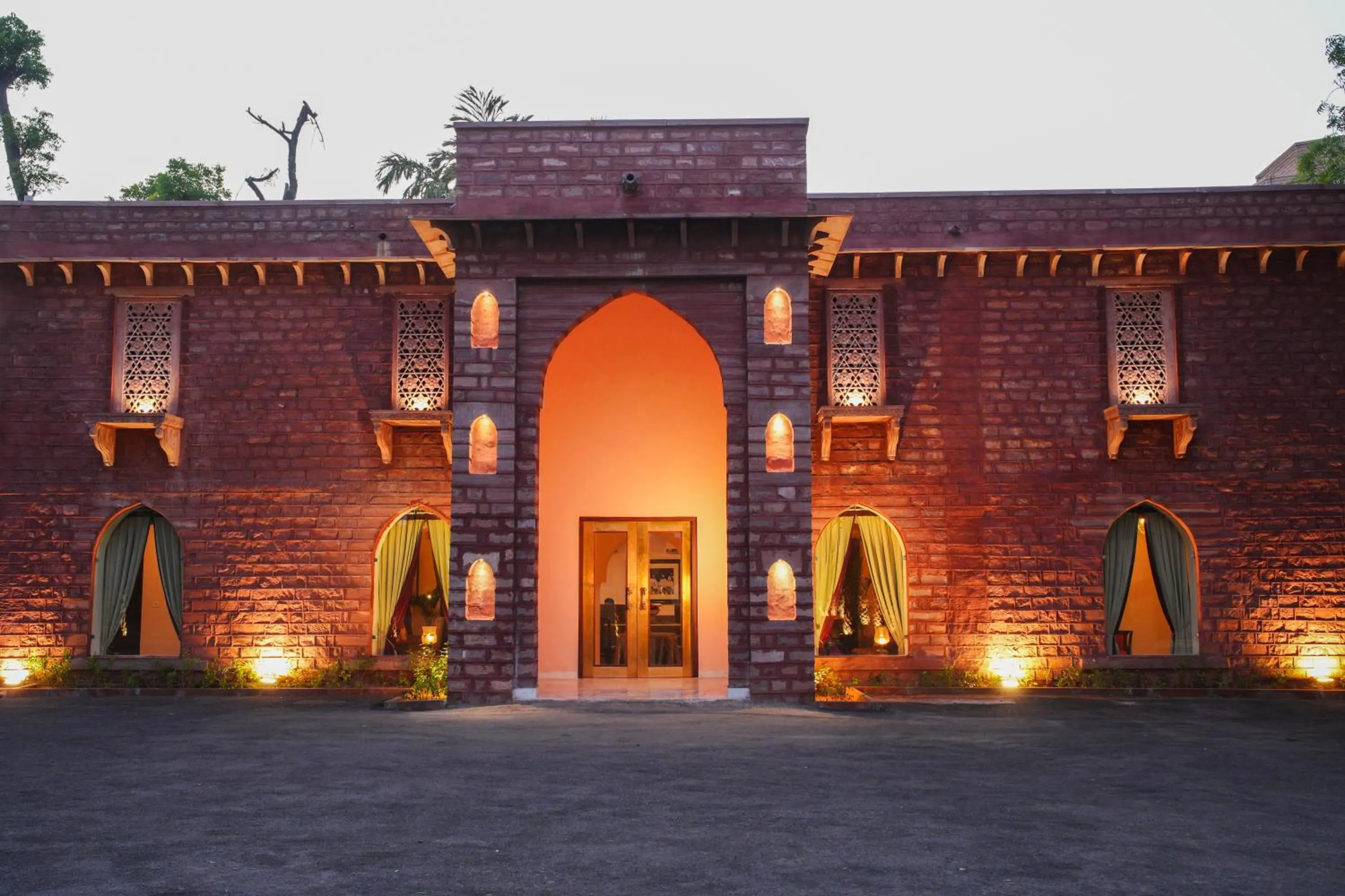 Facade/entrance in Ranbanka Palace