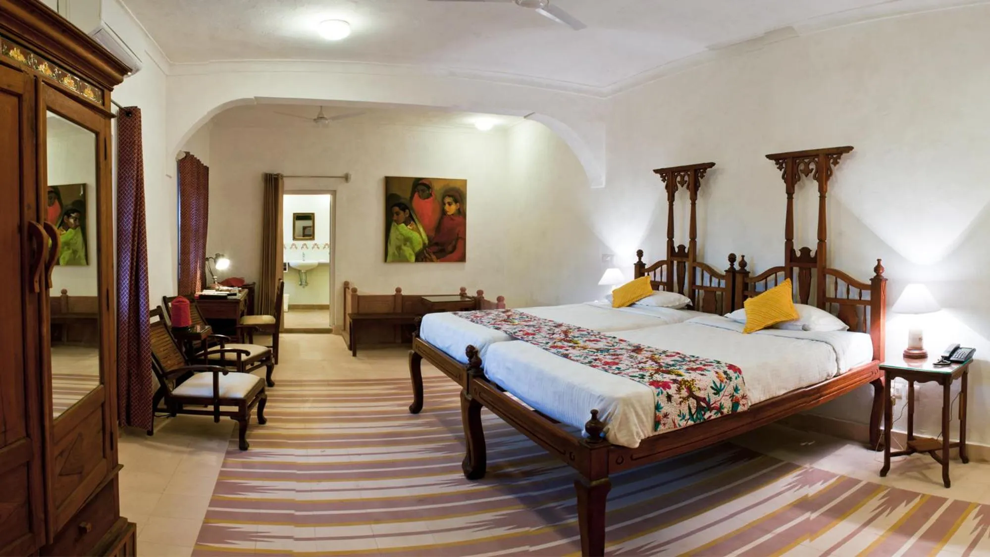 Photo of the whole room, Bed in Neemrana's - Hill Fort - Kesroli