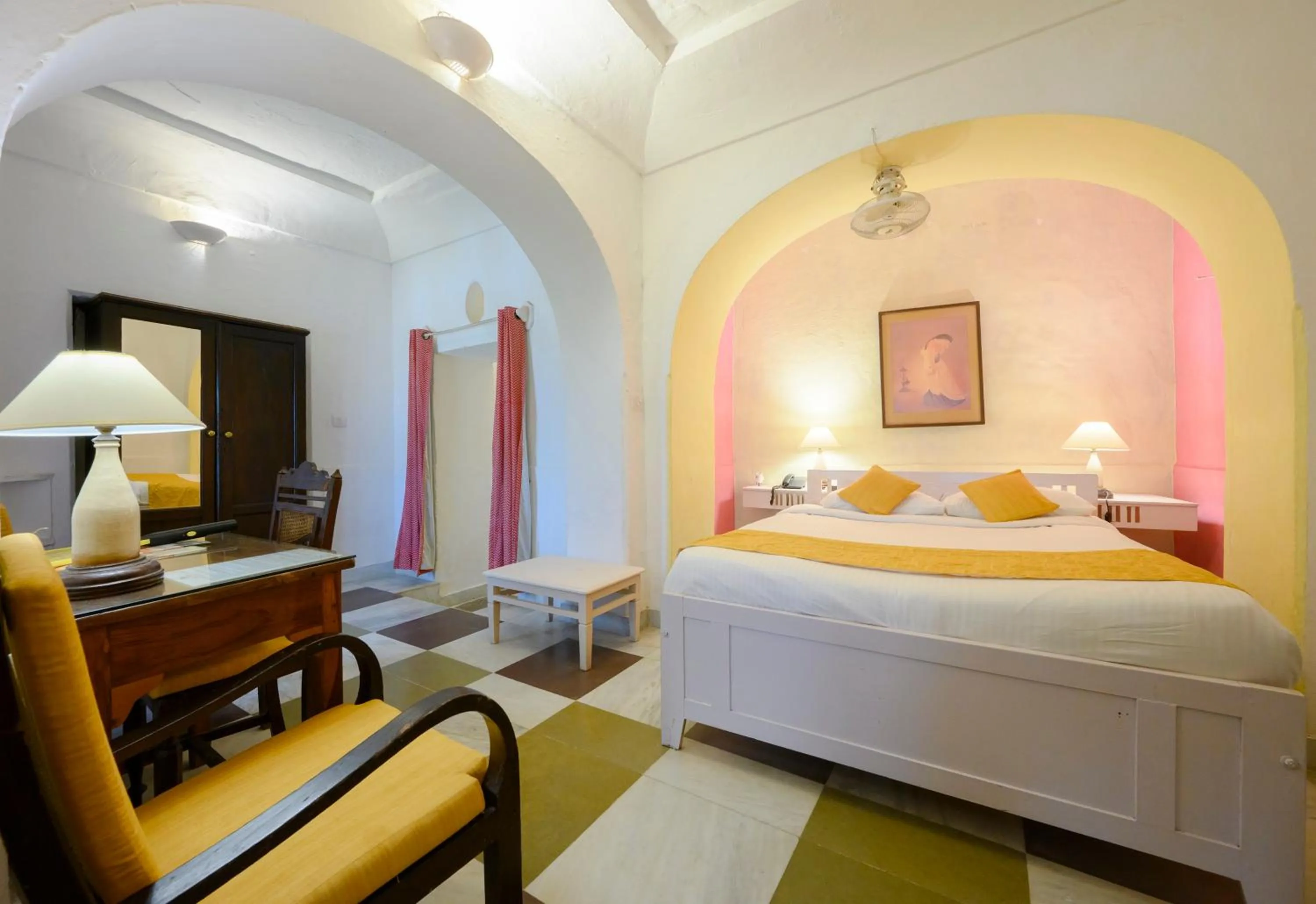 Bed in Neemrana's - Hill Fort - Kesroli