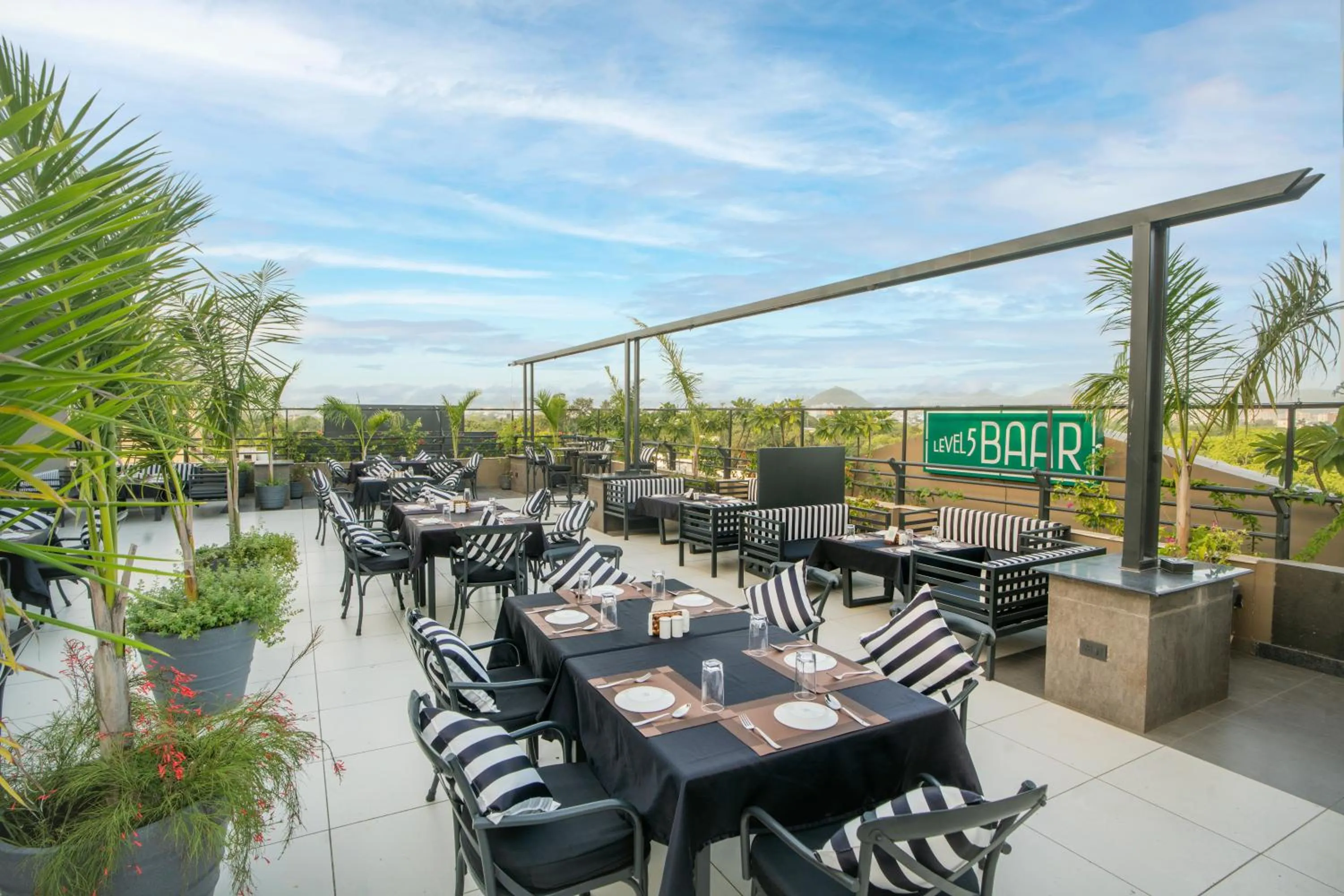 Hotel Horizon - Near Fateh Sagar Lake Udaipur