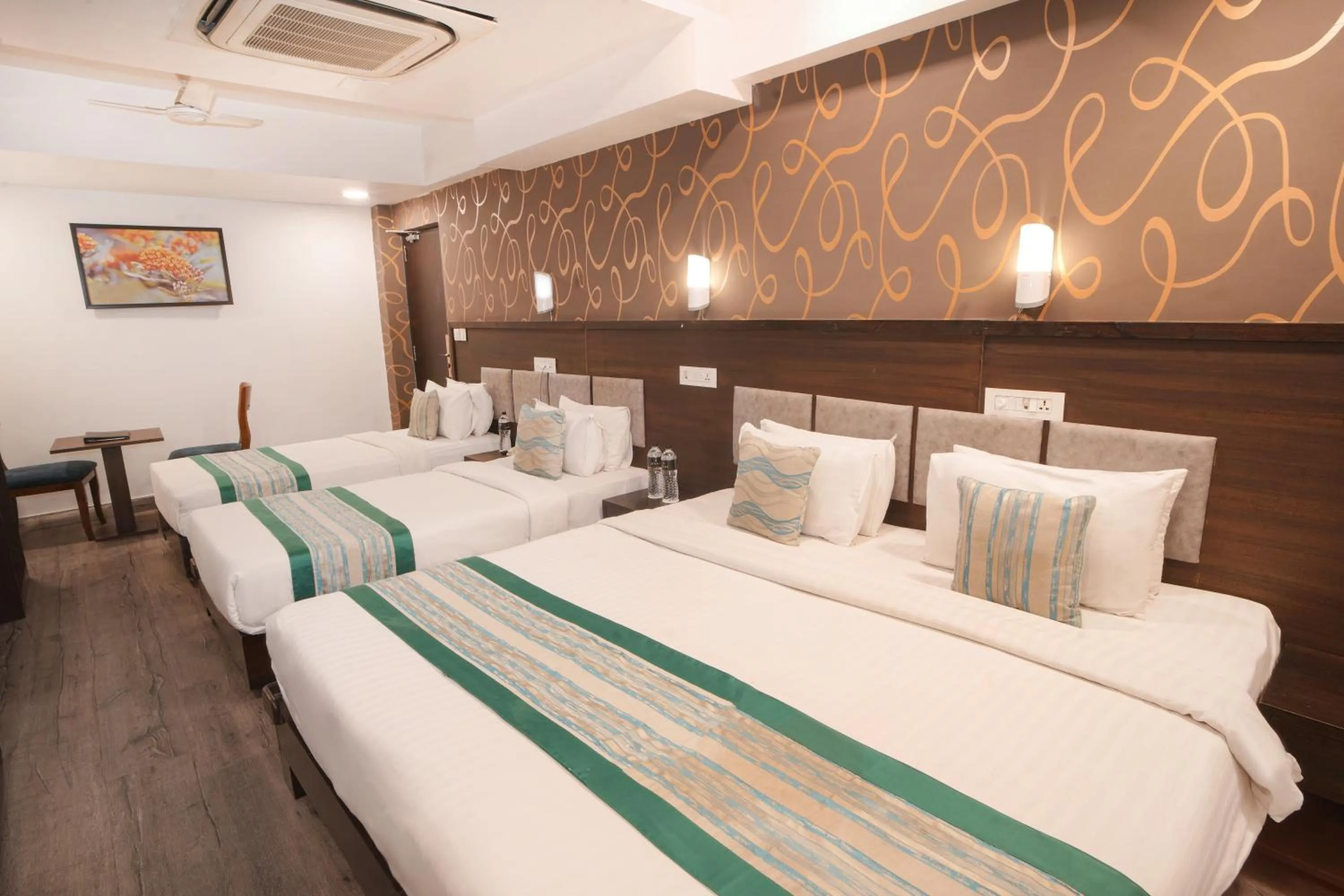 Photo of the whole room, Bed in Hotel Horizon - Near Fateh Sagar Lake Udaipur