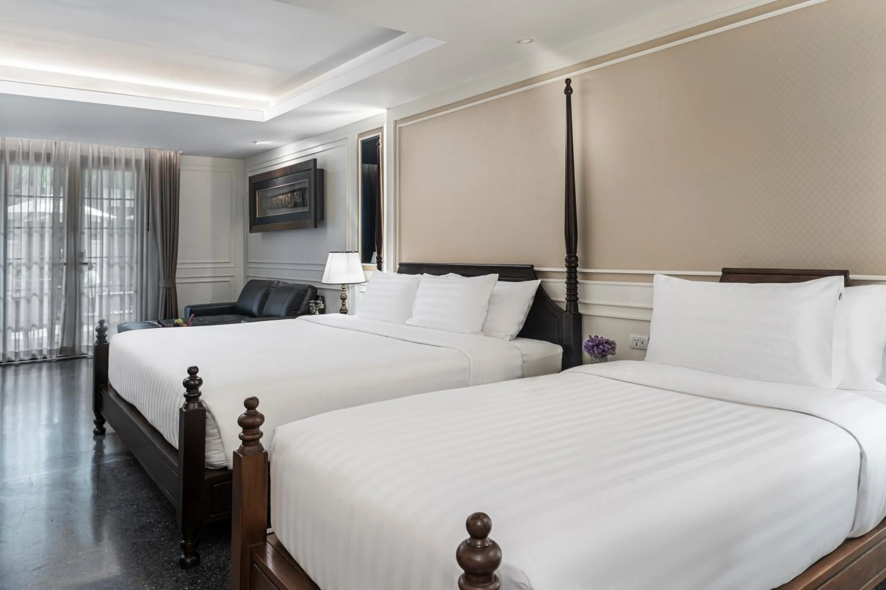 Bed in Buri Sriping Riverside Resort & Spa