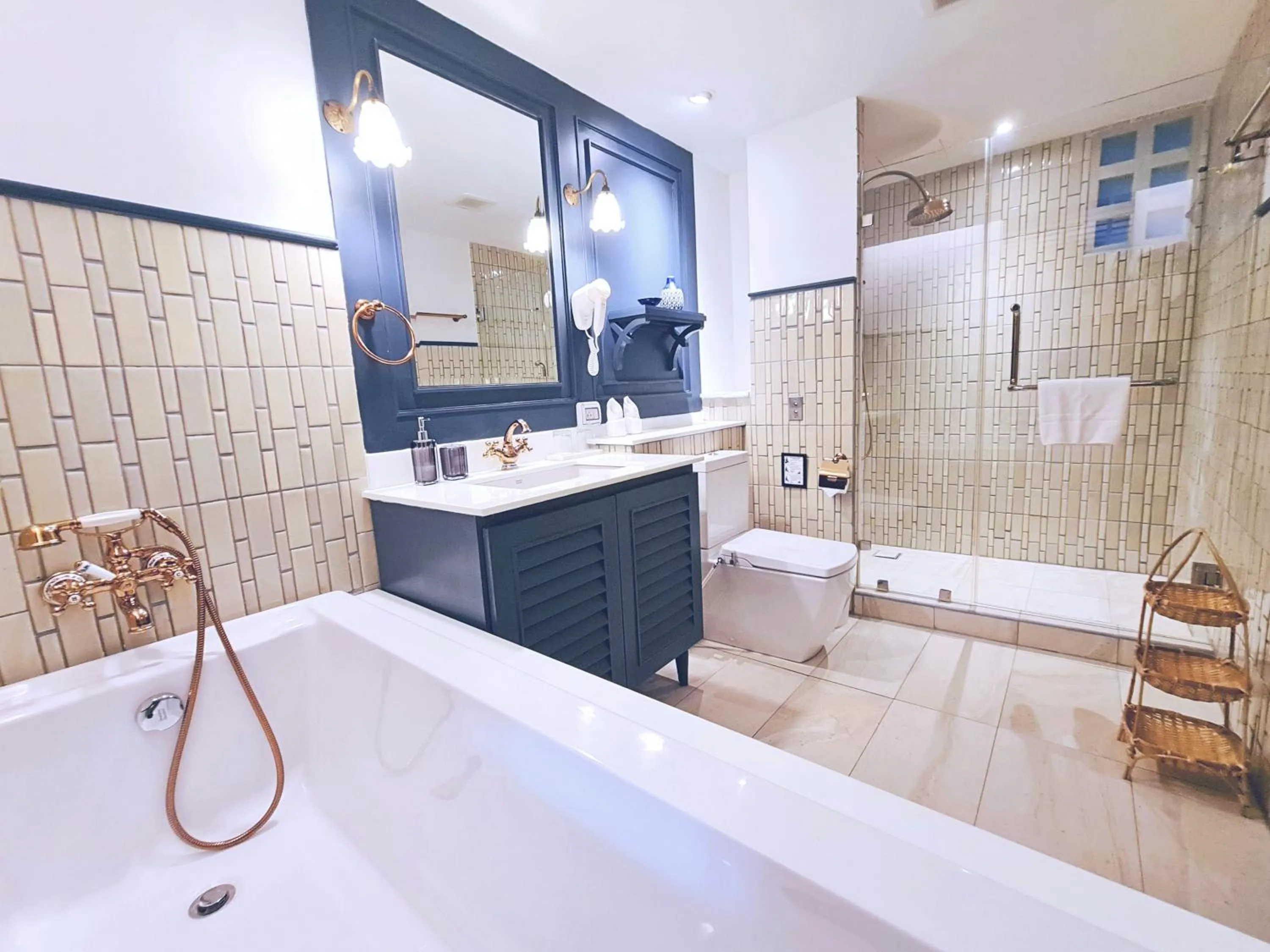 Shower in Buri Sriping Riverside Resort & Spa