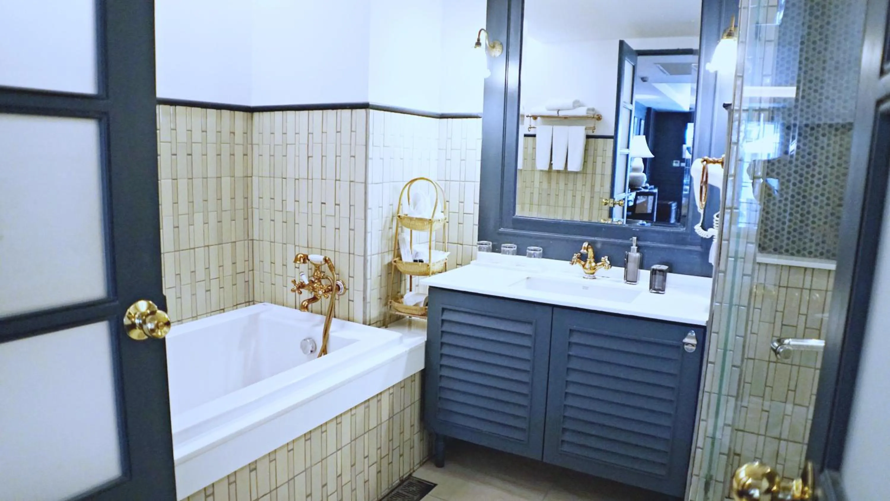 Bathroom in Buri Sriping Riverside Resort & Spa