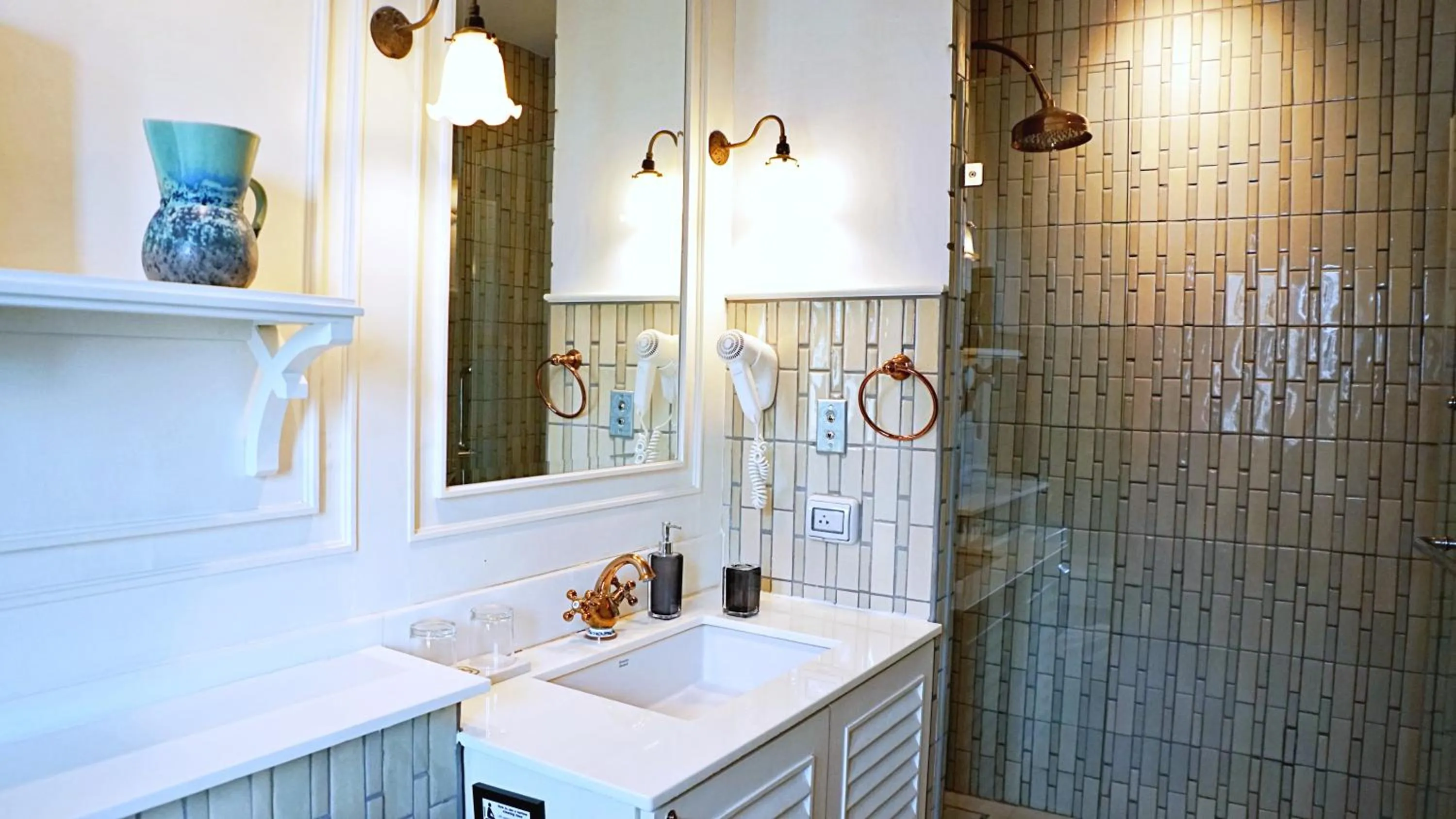 Bathroom in Buri Sriping Riverside Resort & Spa