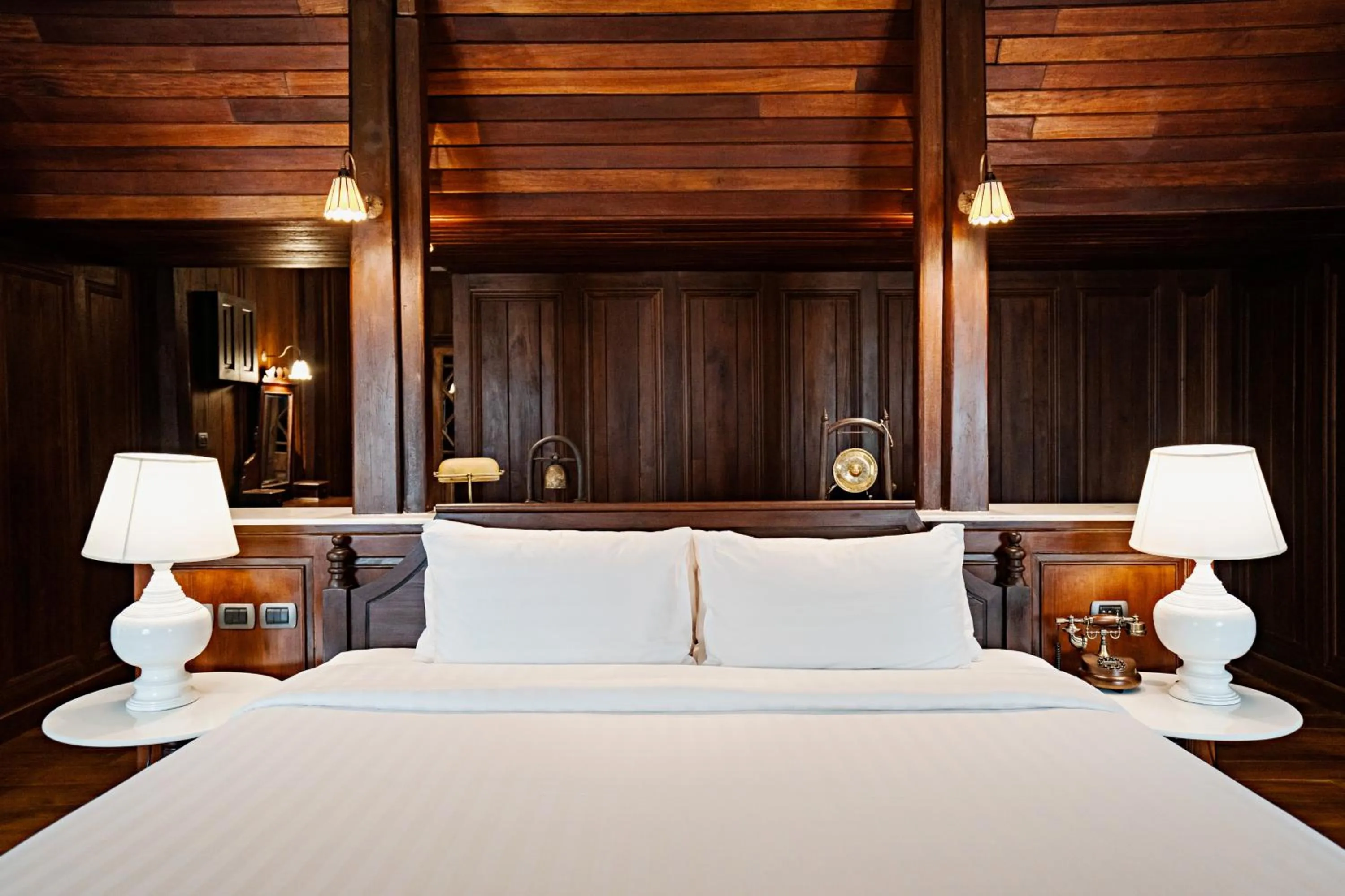 Bed in Buri Sriping Riverside Resort & Spa