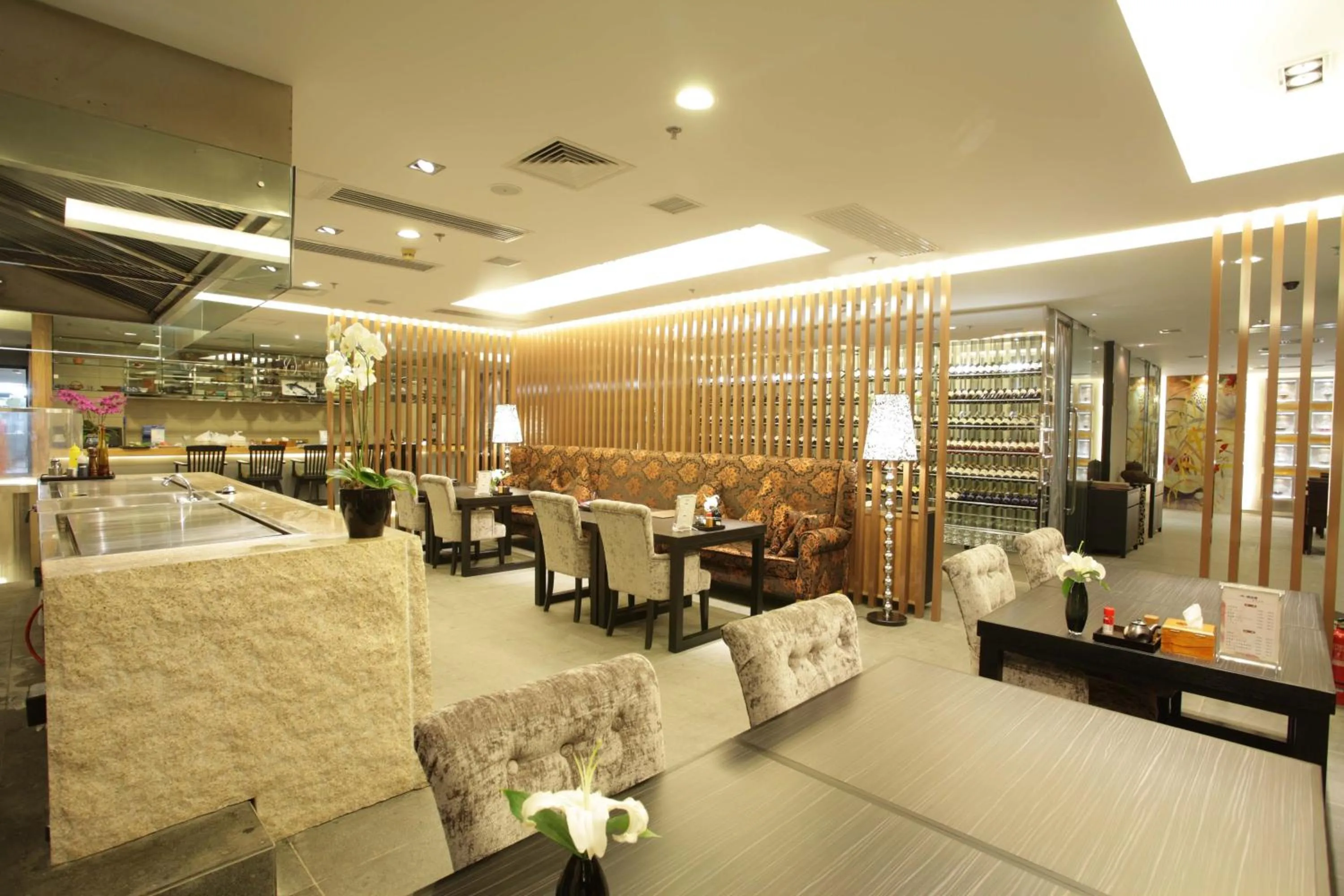 Restaurant/places to eat in Furama Hotel Dalian