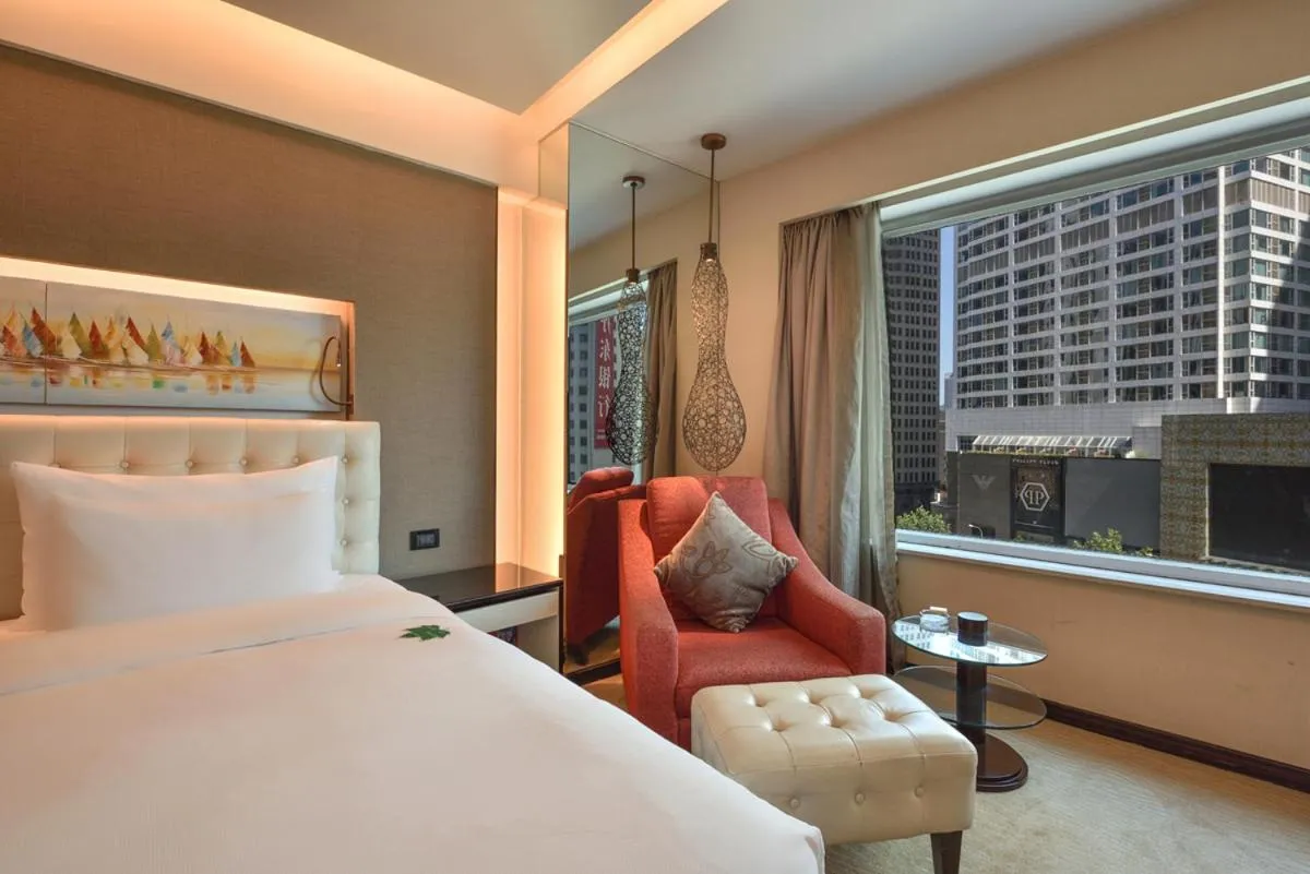 Bed in Furama Hotel Dalian