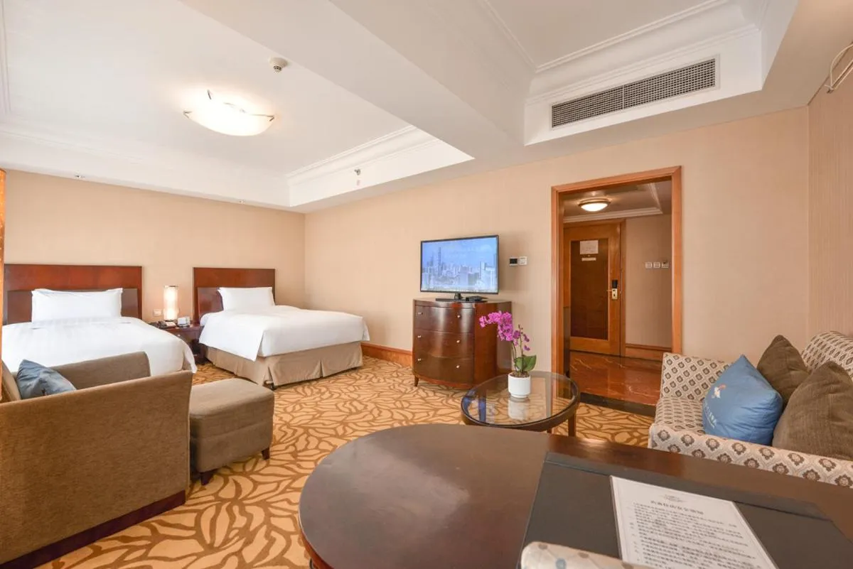 Bed in Furama Hotel Dalian