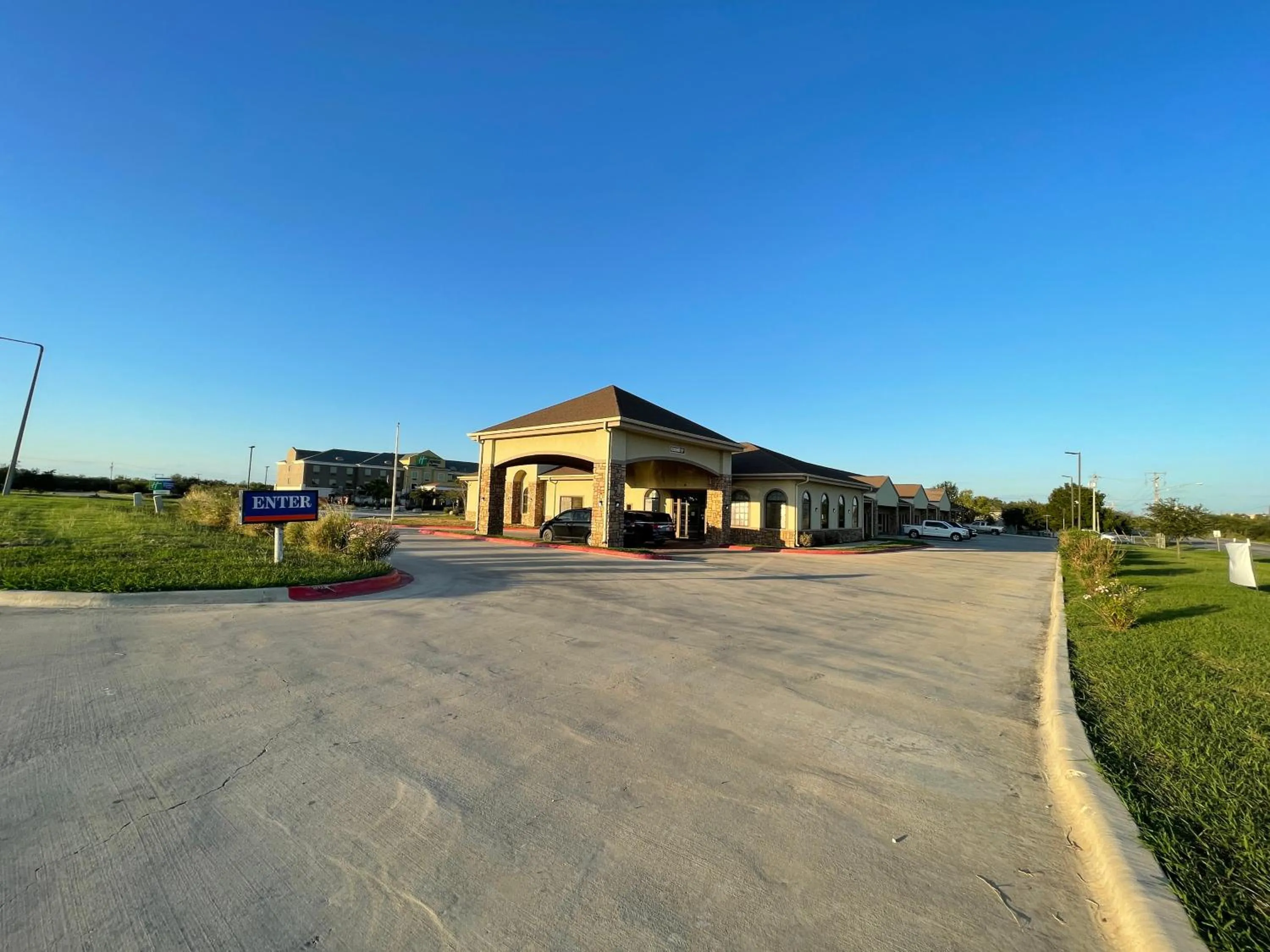 Sunbridge Inn & Suite Extended Stay