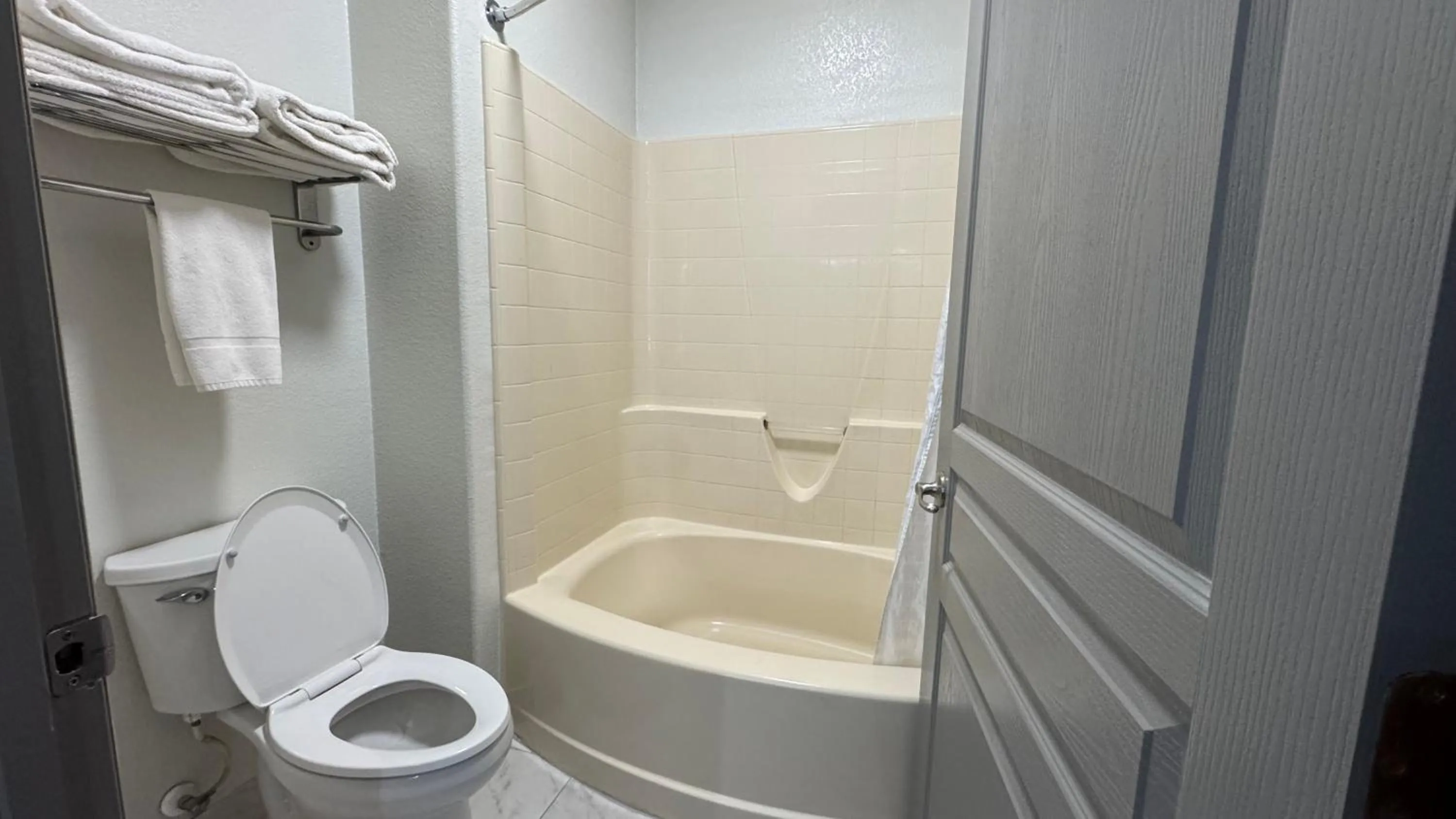 Sunbridge Inn & Suite Extended Stay