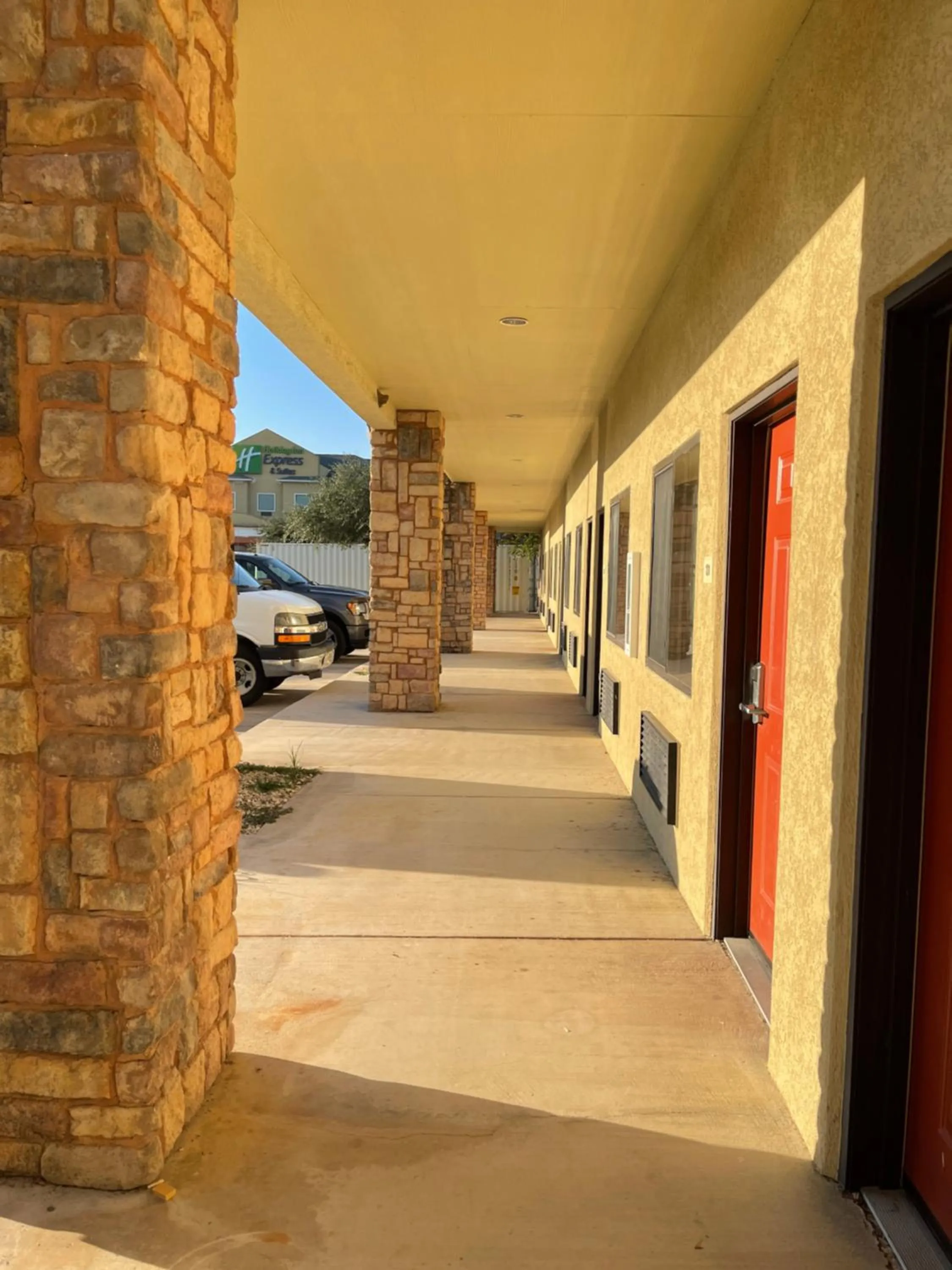 Sunbridge Inn & Suite Extended Stay