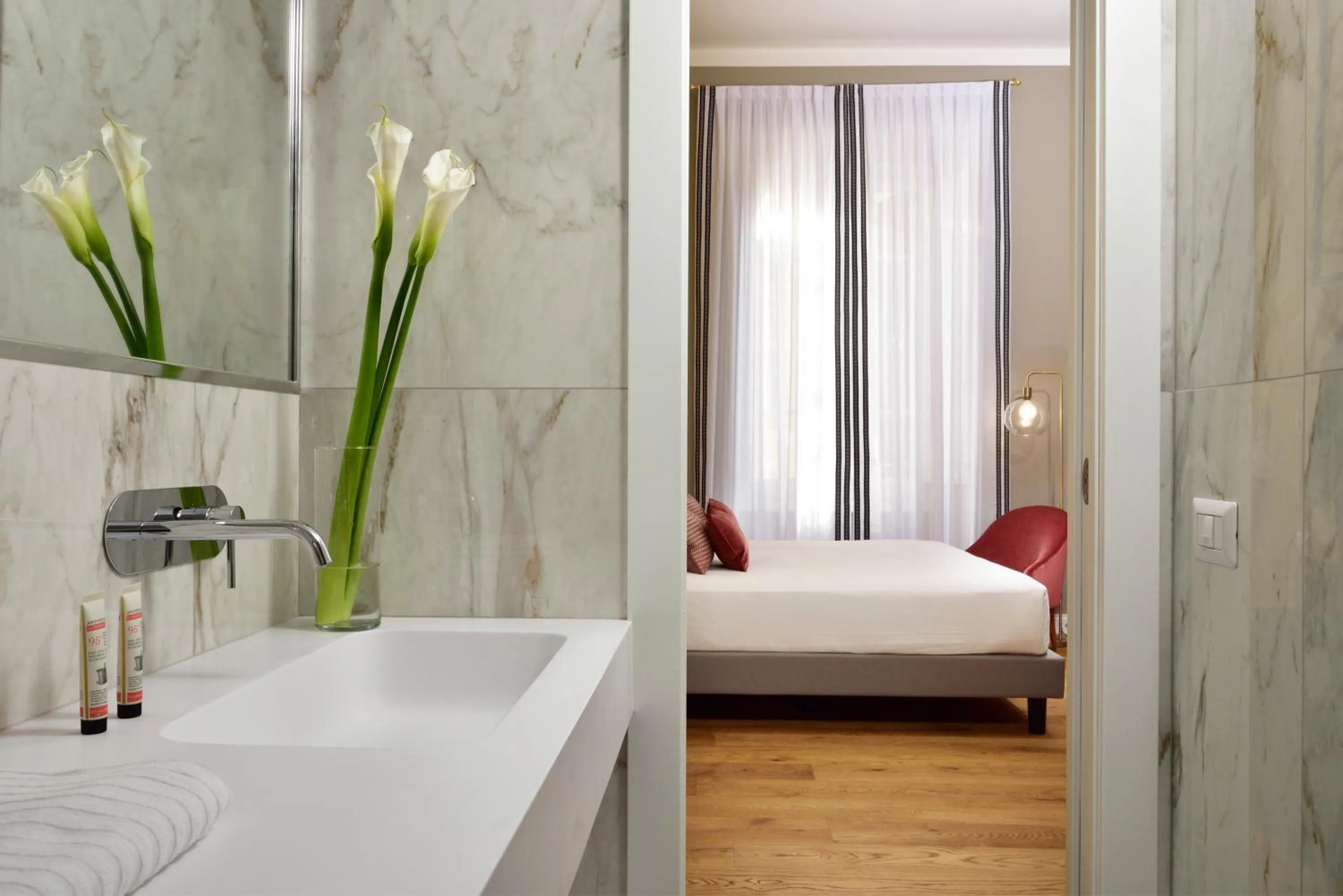 Bathroom, Bed in Dimora ai Fori - Guest House