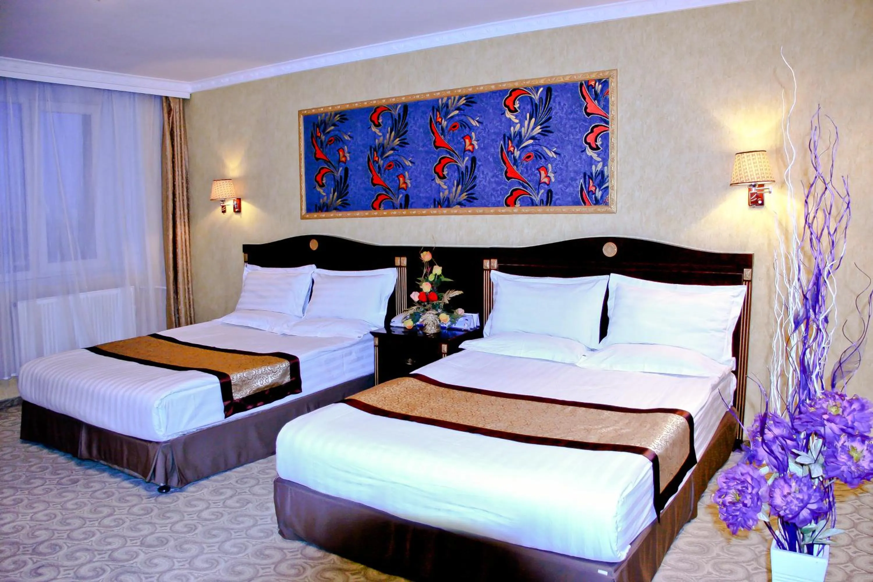 Bed in White House Hotel