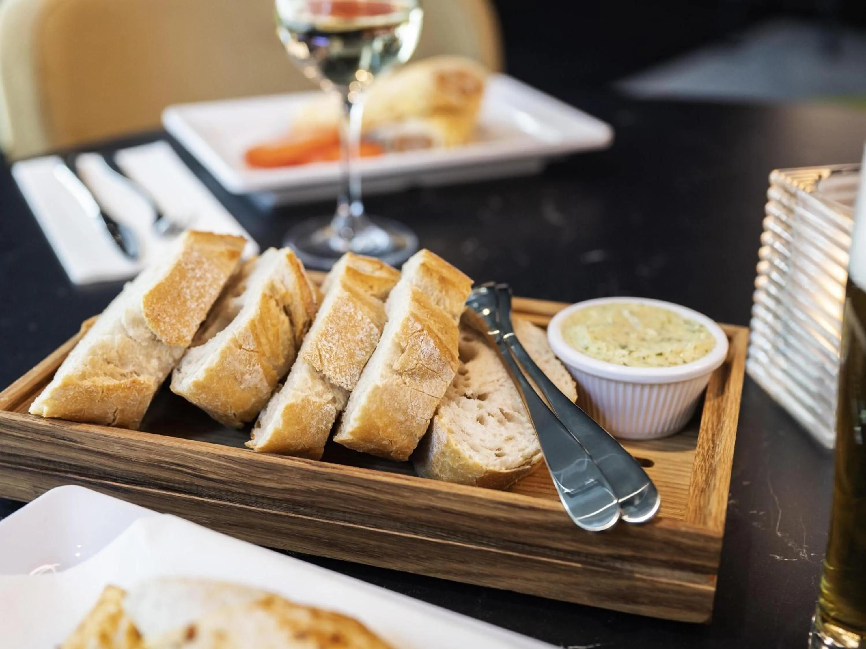 Restaurant/places to eat in Mercure Amsterdam North Station