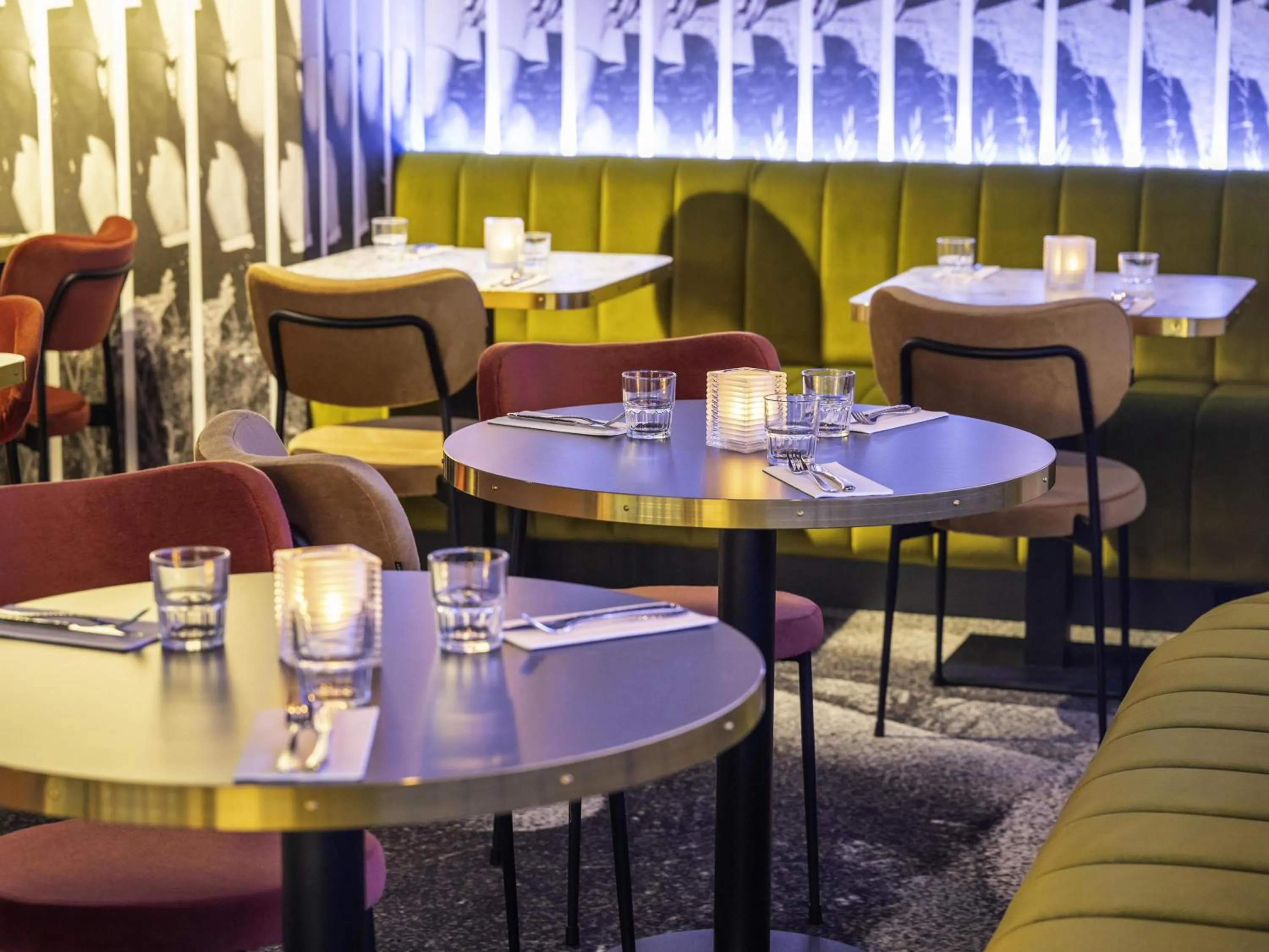 Restaurant/places to eat in Mercure Amsterdam North Station