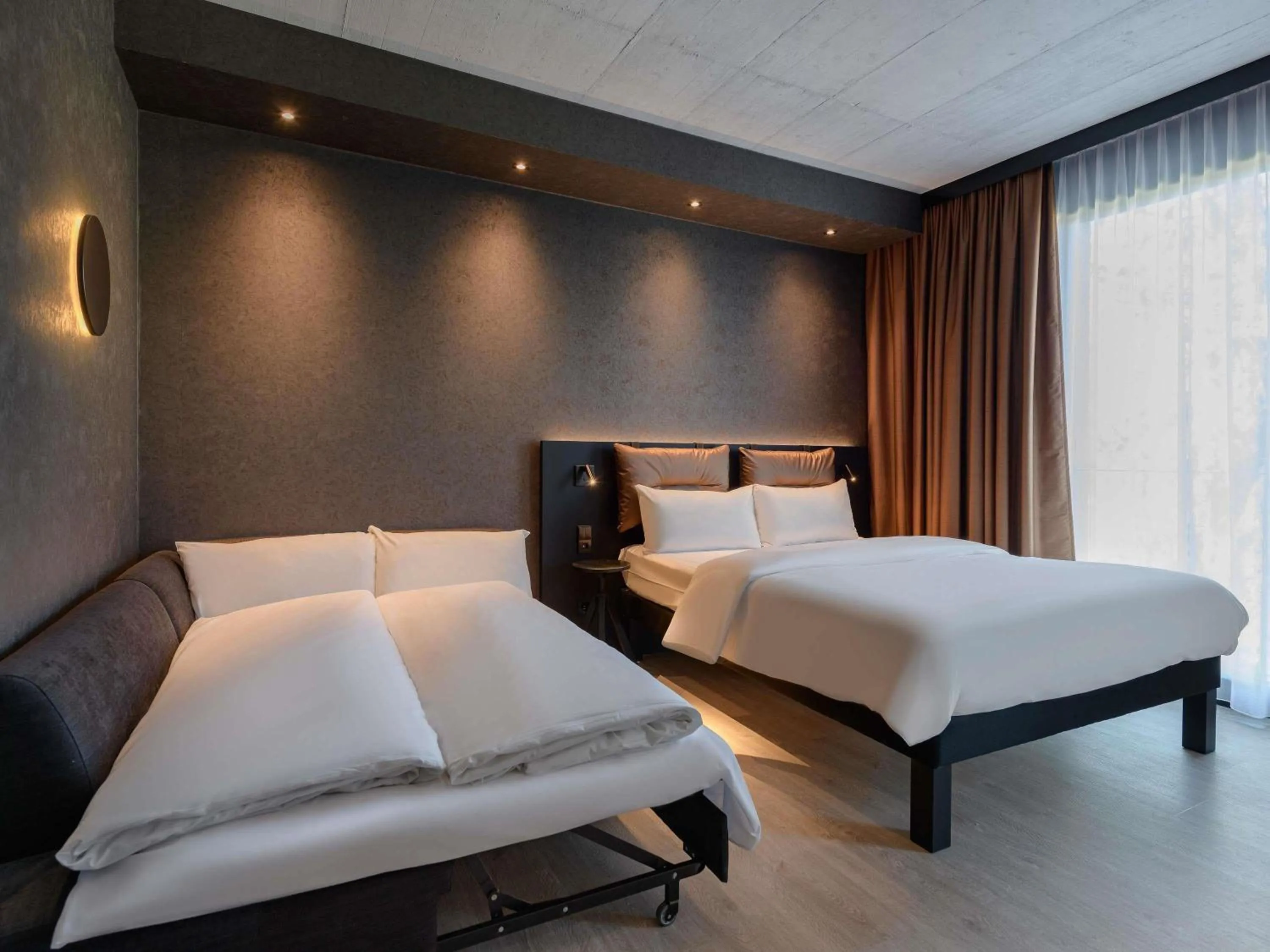 Bedroom, Bed in ibis Styles Friedrichshafen