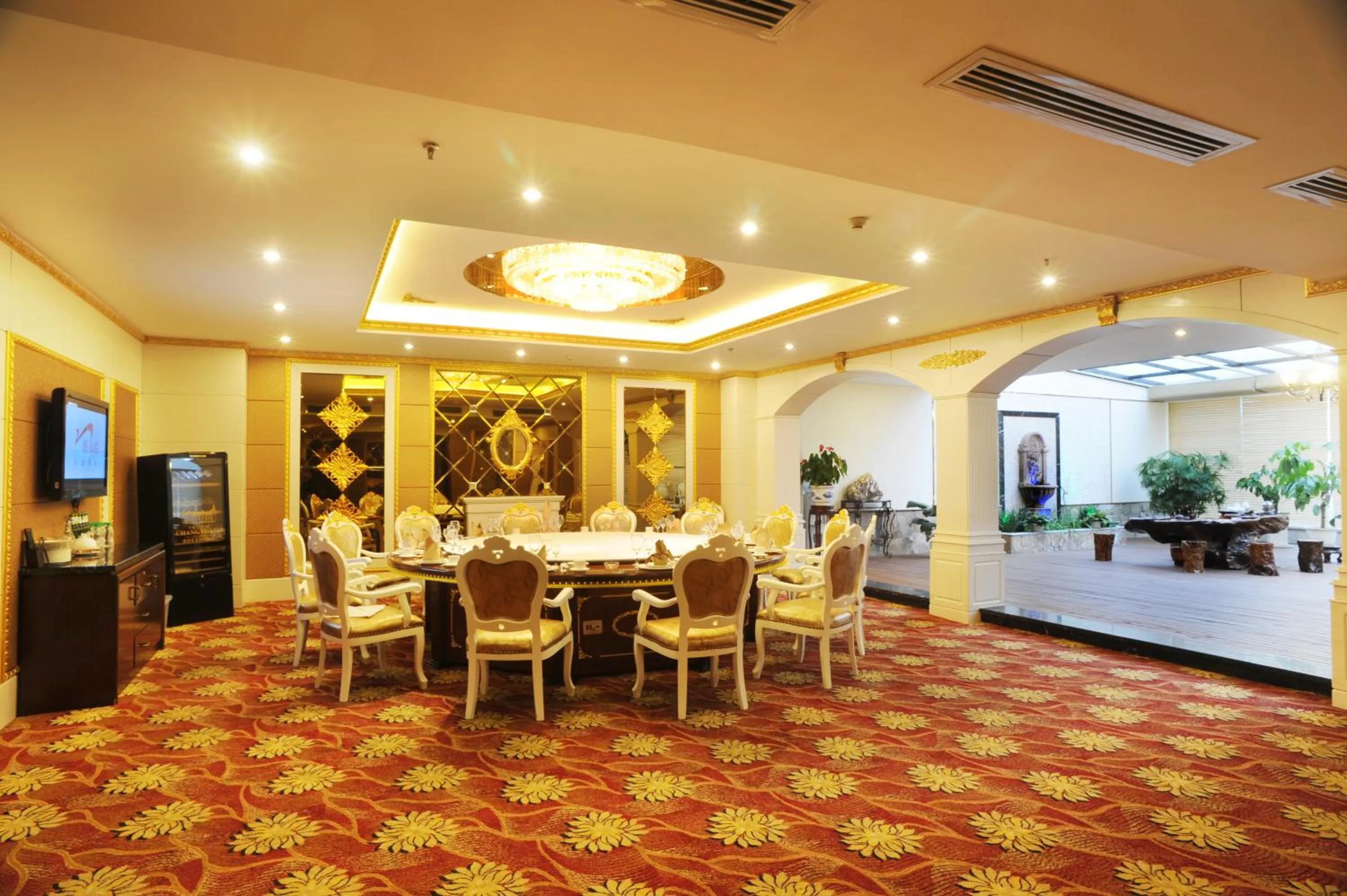 Restaurant/Places to Eat in Asia Hotel Yantai