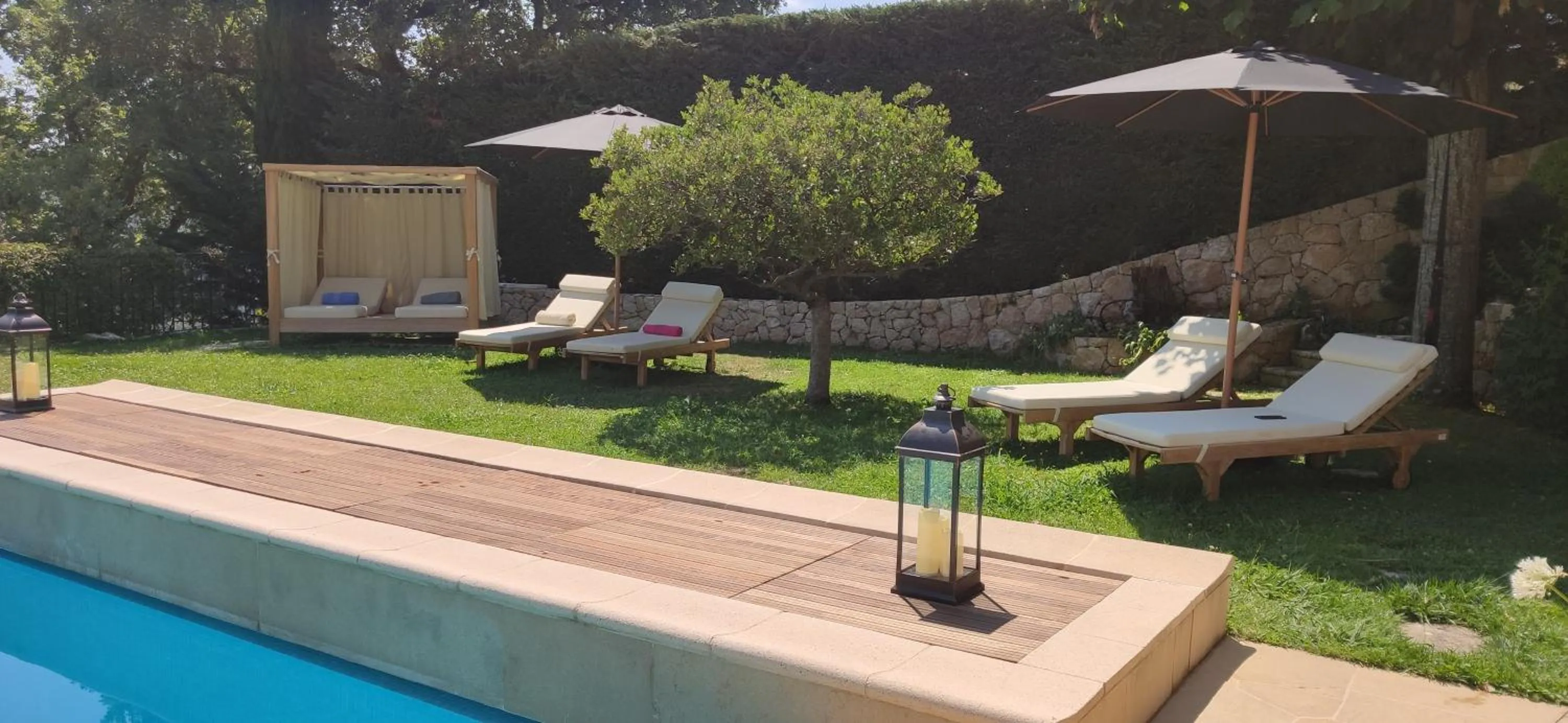 Patio in Loup Castel Boutique Hotel B&B