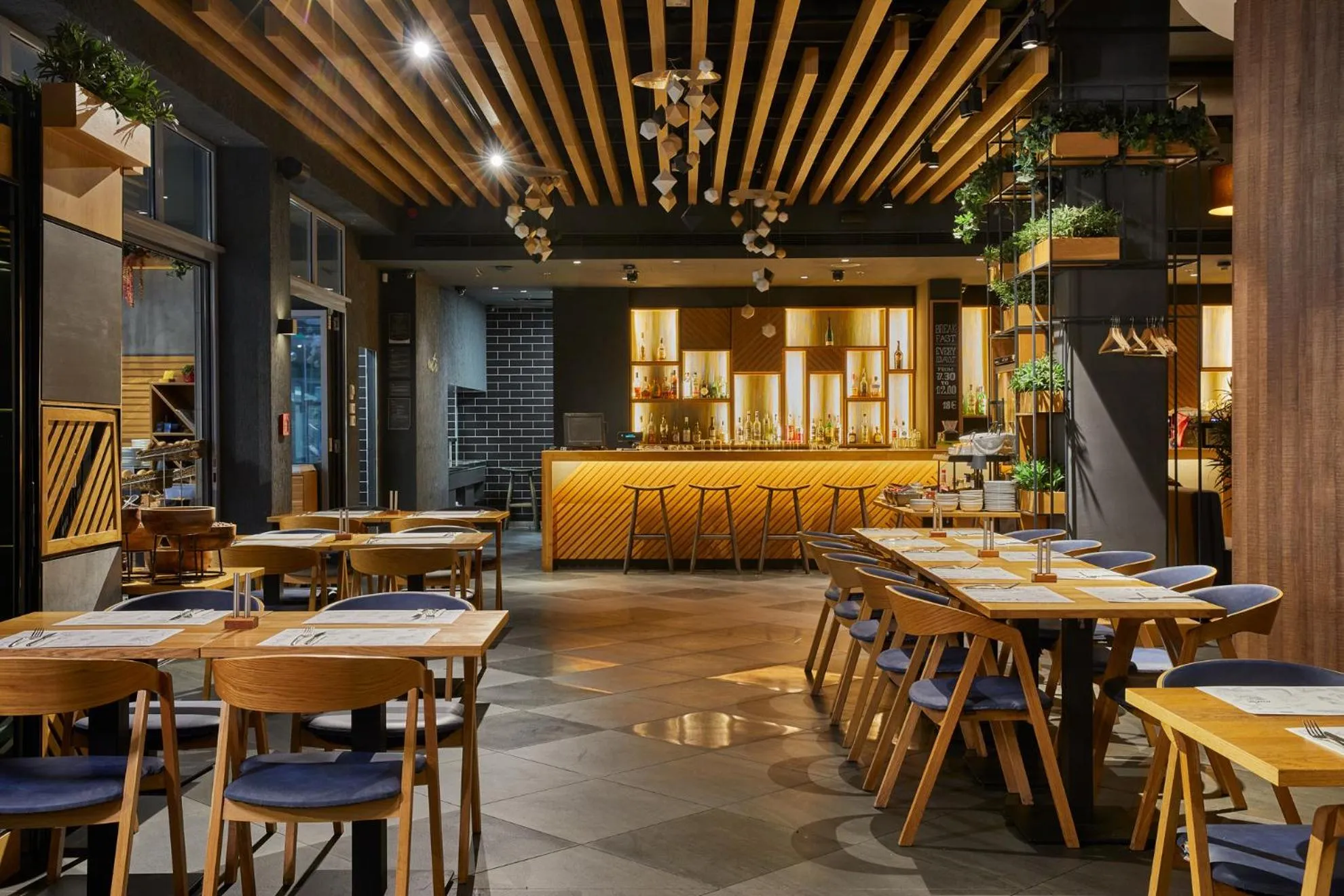 Restaurant/places to eat in 7Seasons Apartments Budapest