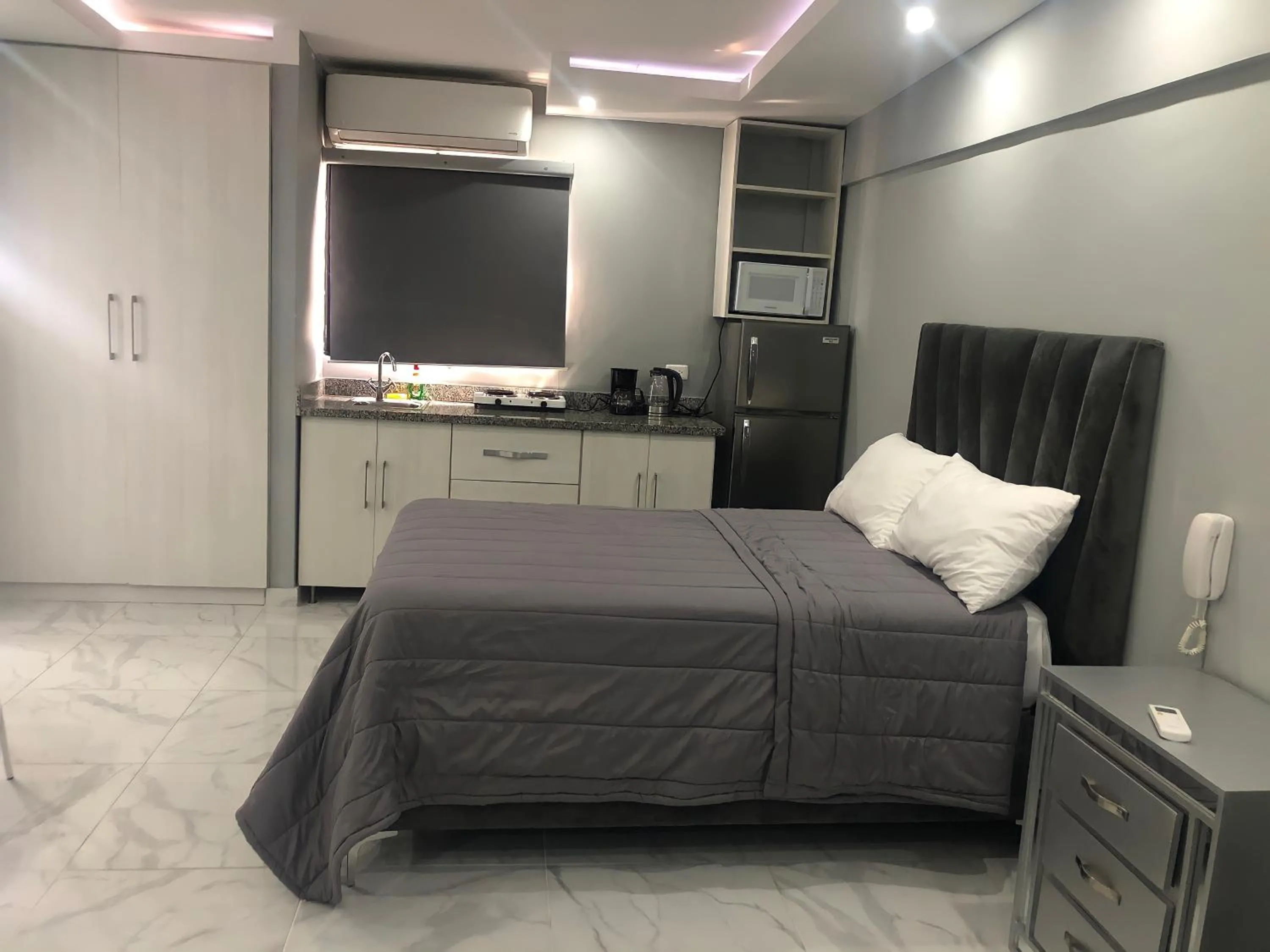 Guests, Bed in Hotel Señorial