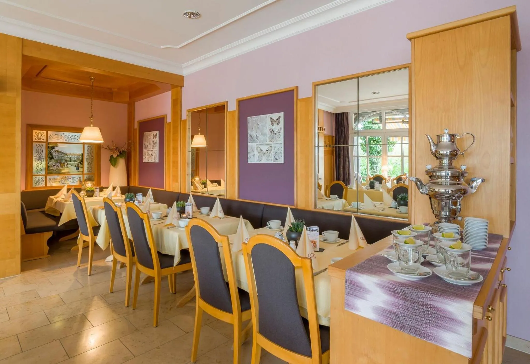 Breakfast in Krone am Park - Gästehaus des Hotel Krone